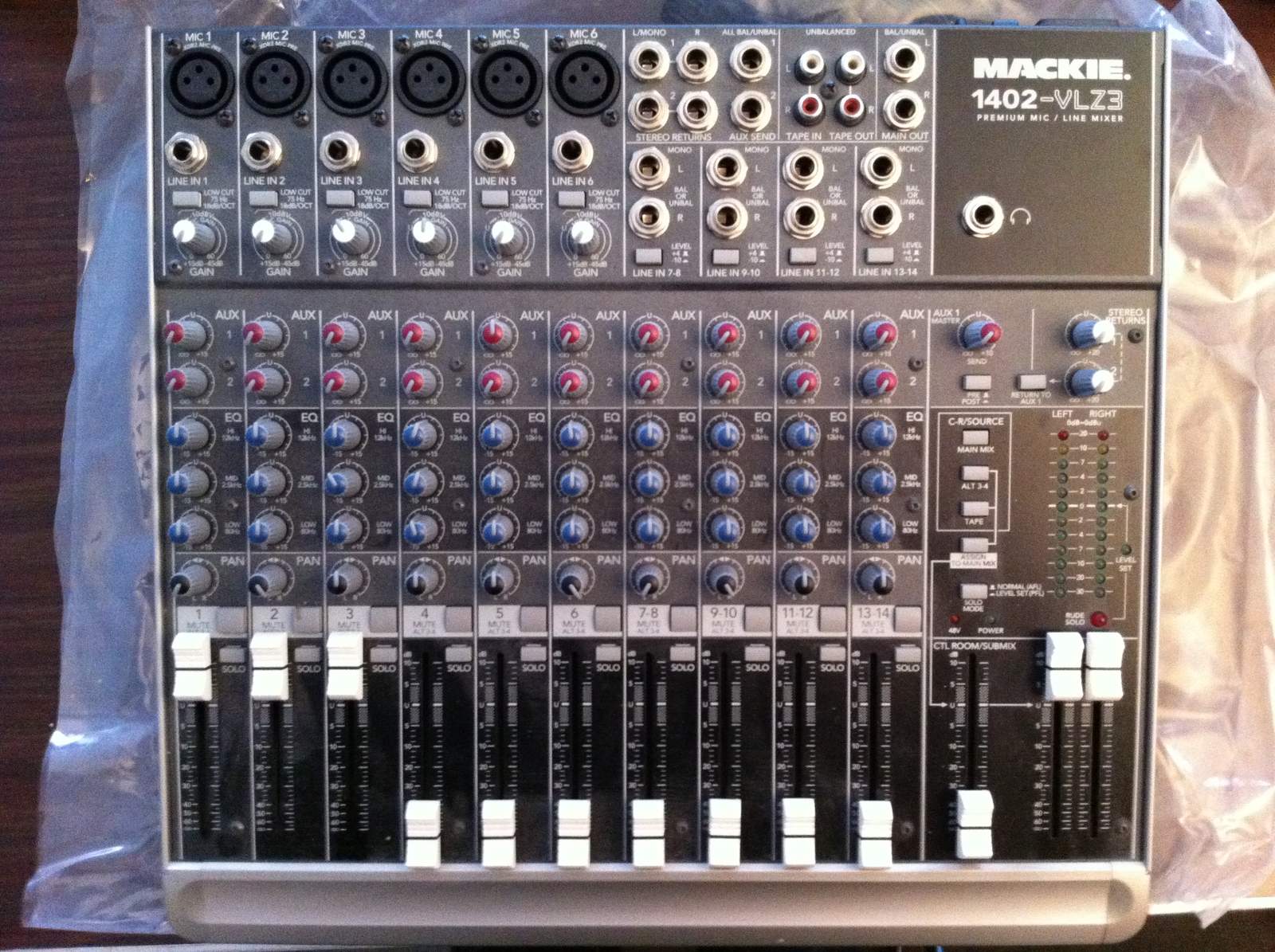 Mackie 1402 Vlz Pro Mixer Manual