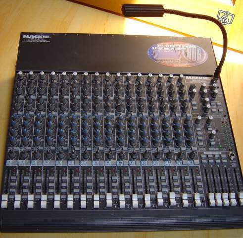 Photo Mackie 1604-VLZ Pro : Mackie 1604 VLZ Pro (#222978) - Audiofanzine