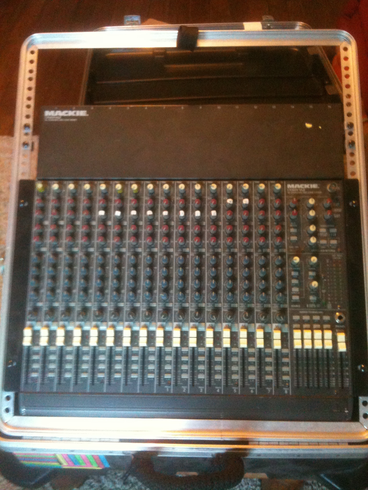 Photo Mackie 1604-VLZ Pro : Mackie 1604-VLZ Pro (23735) (#786436