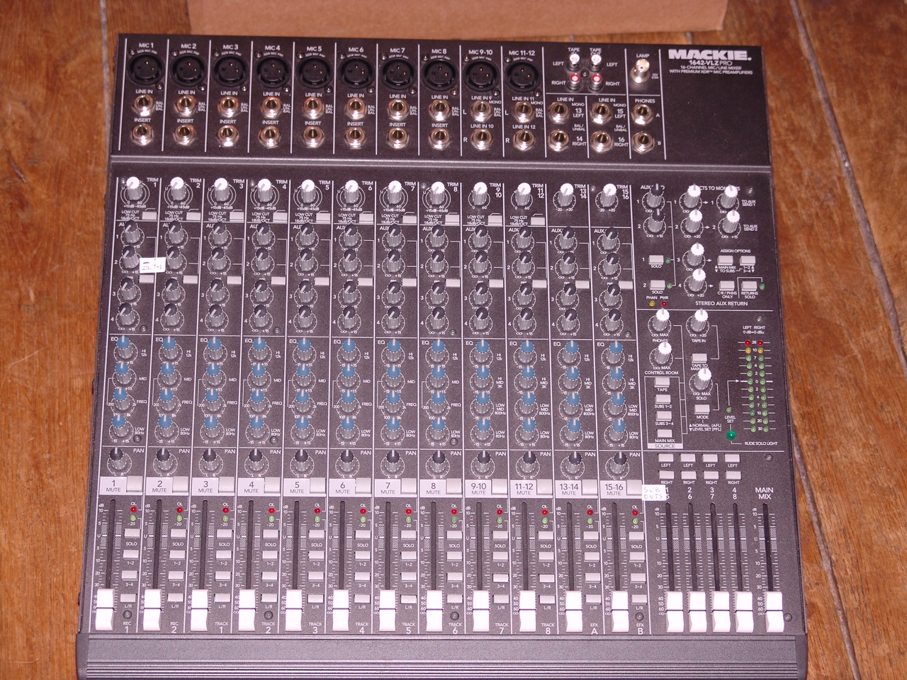 Mackie 1642VLZ Pro image (431498) Audiofanzine