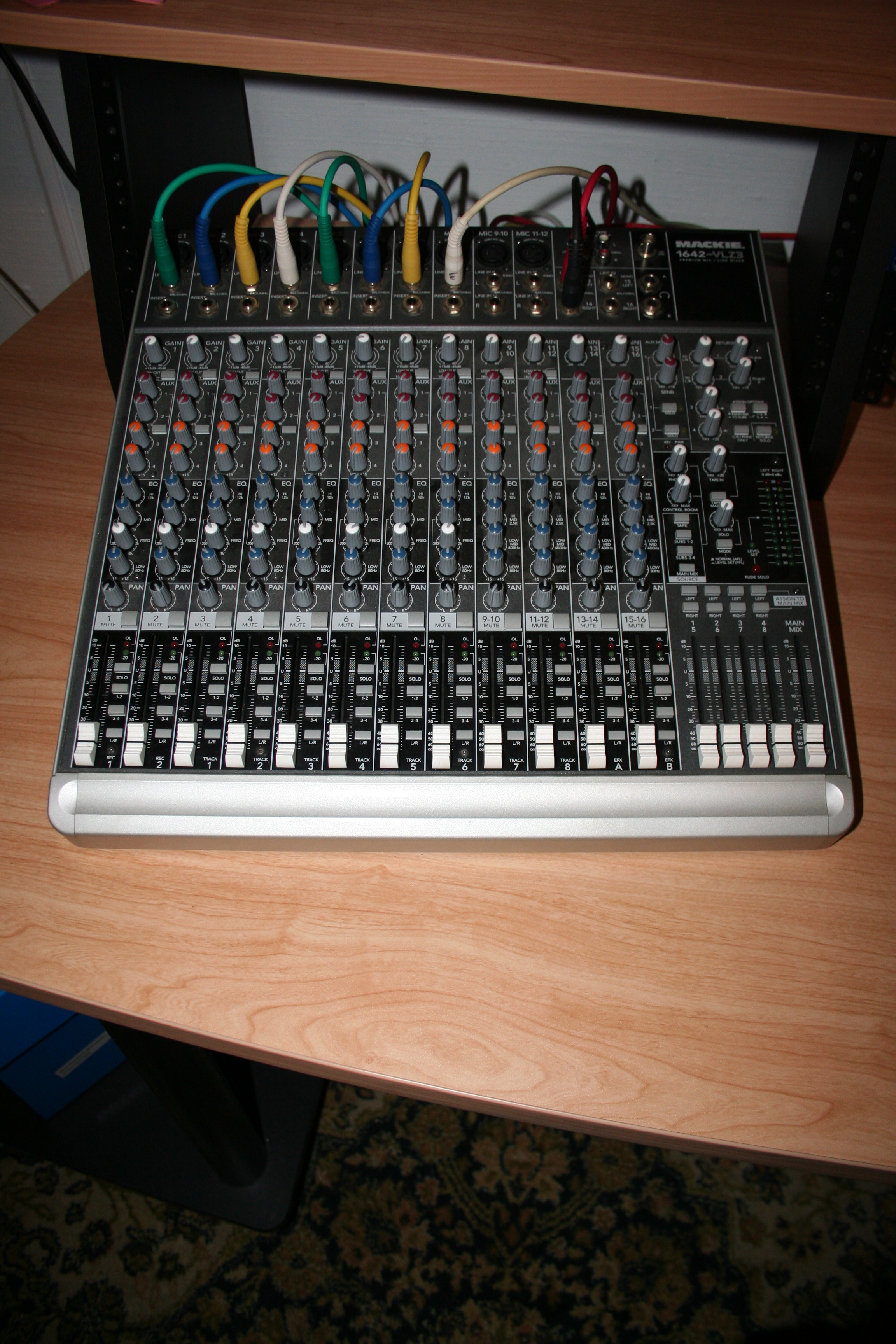 Photo Mackie 1642VLZ3 Mackie 1642VLZ3 (48294) (1433545) Audiofanzine