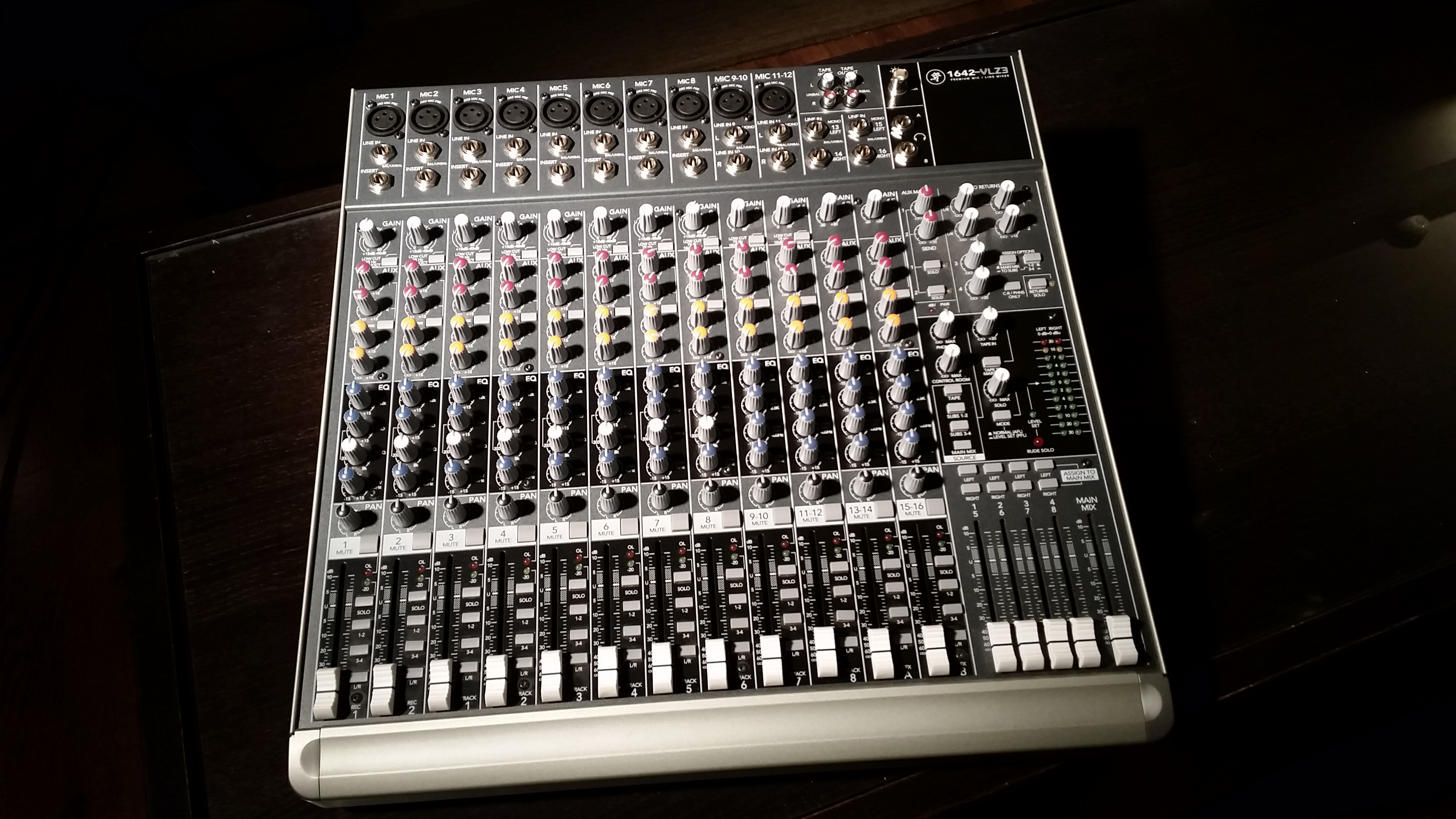 1642VLZ3 Mackie 1642VLZ3 Audiofanzine