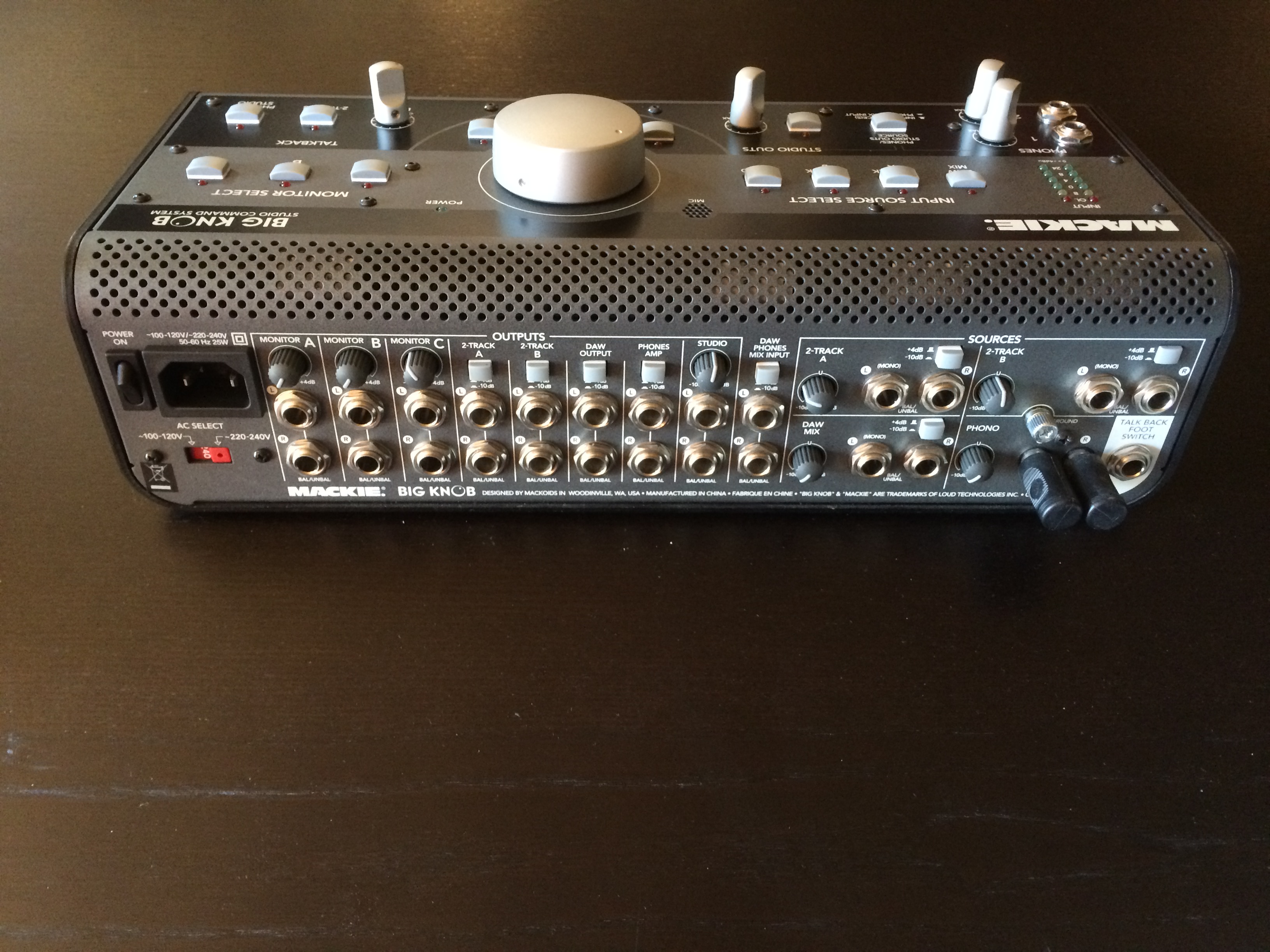 Photo Mackie Big Knob Mackie Big Knob (23824) (1119803) Audiofanzine