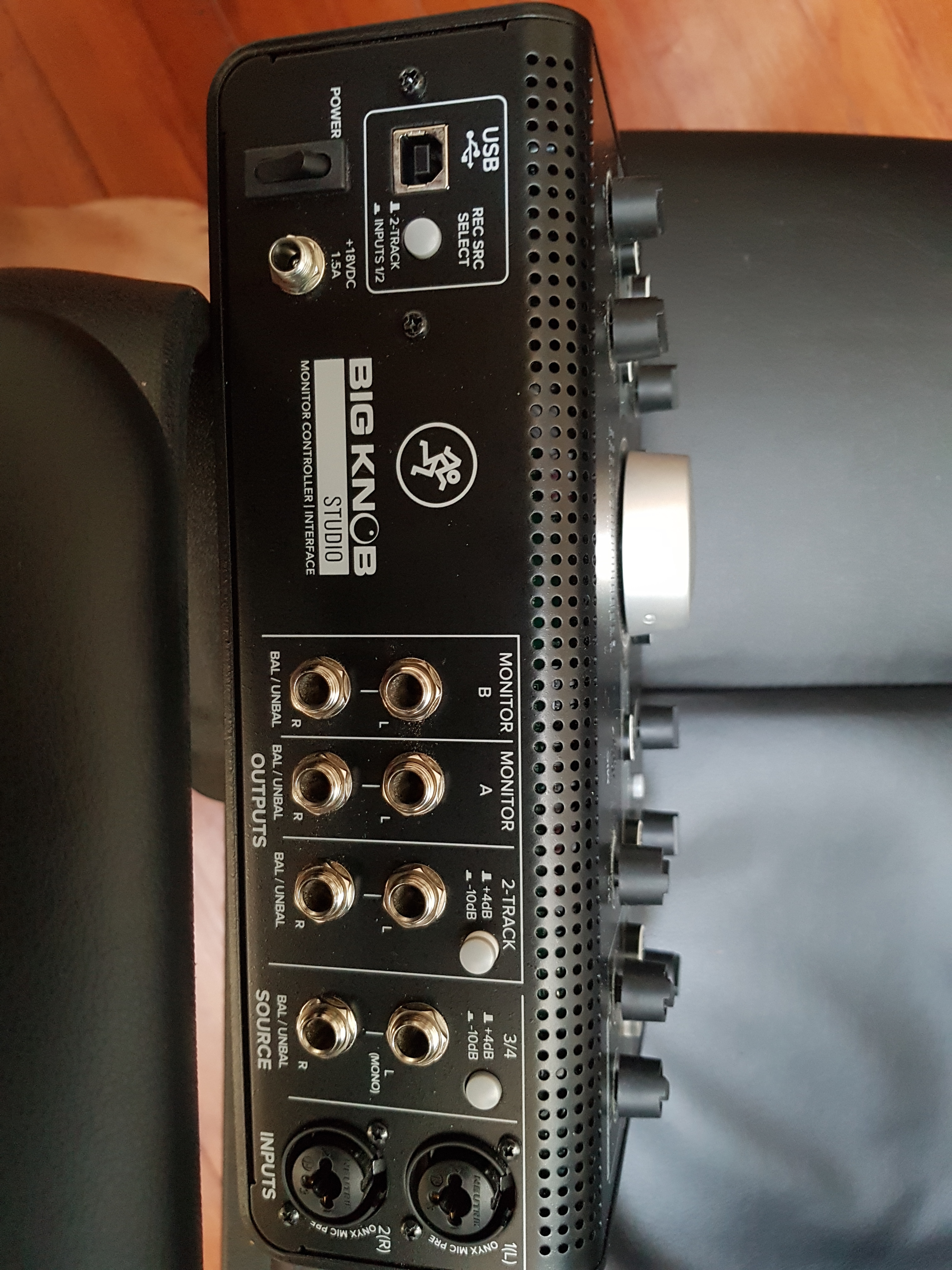 Big Knob Studio - Mackie Big Knob Studio - Audiofanzine
