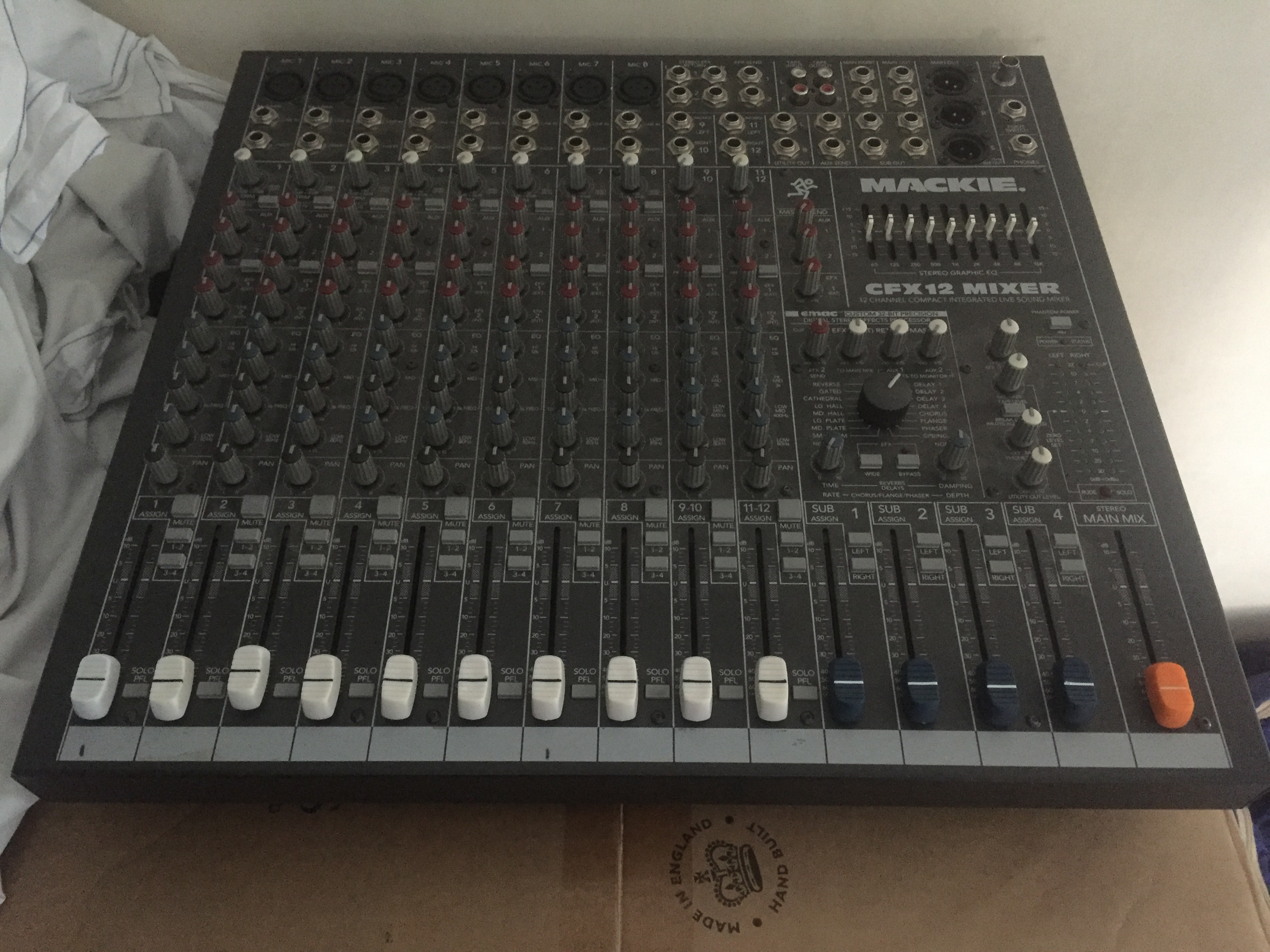 Mackie CFX12 image (1800114) Audiofanzine