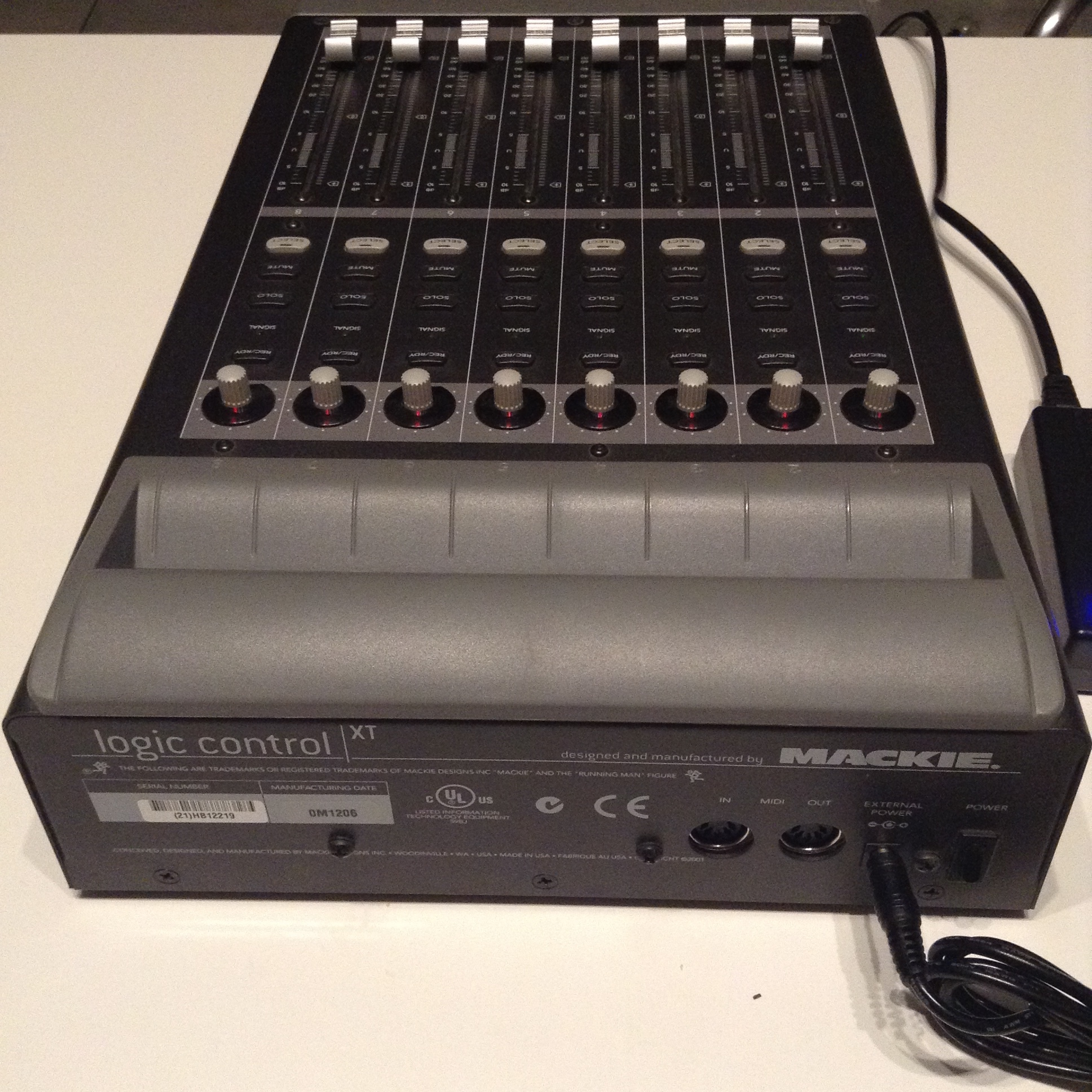 Photo Mackie Control Universal XT Mackie Control Universal XT (94431