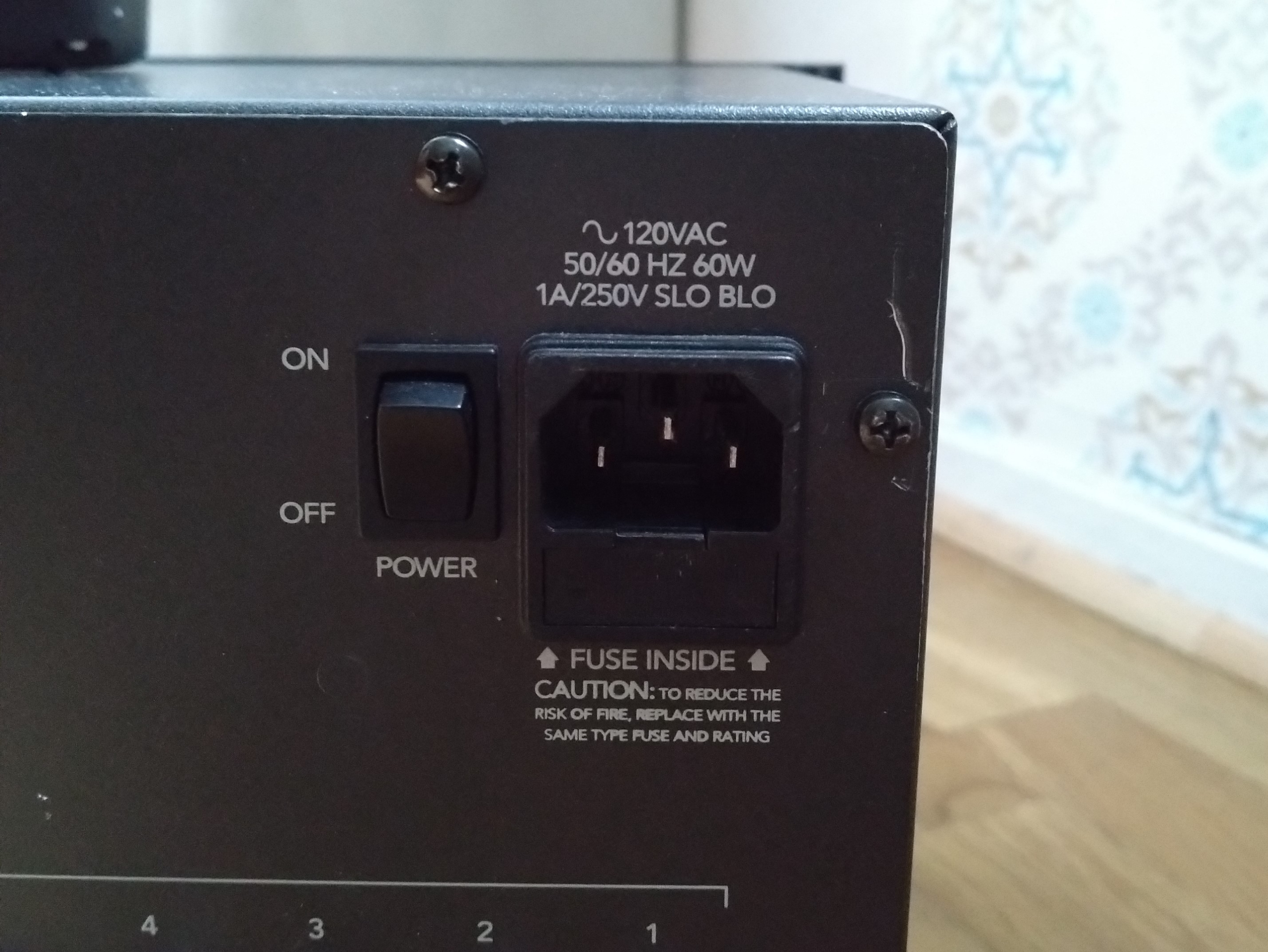 LM3204 Mackie LM3204 Audiofanzine