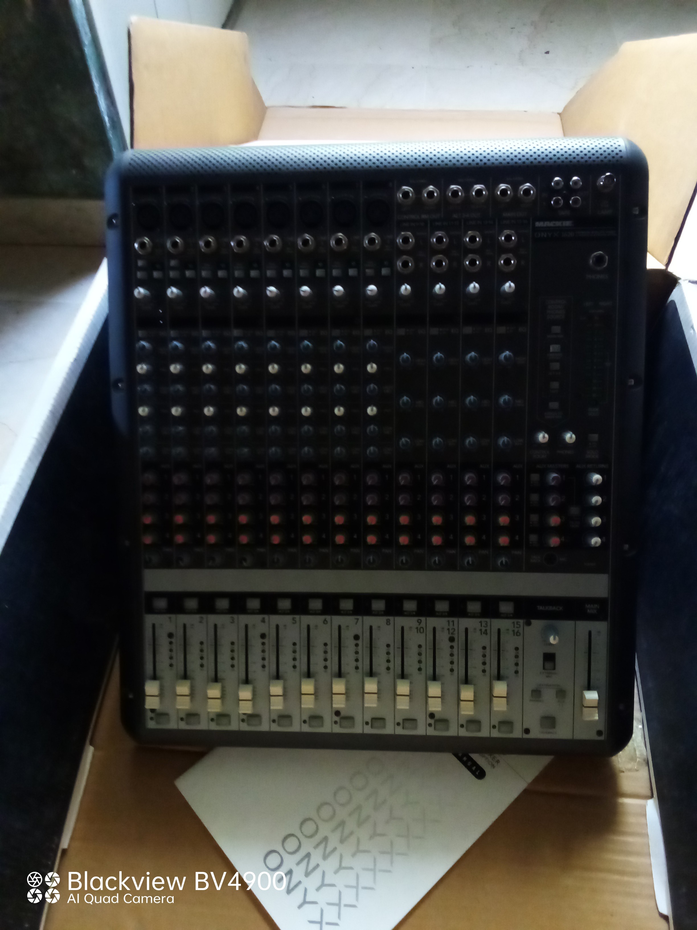 Onyx 1620 Mackie Onyx 1620 Audiofanzine
