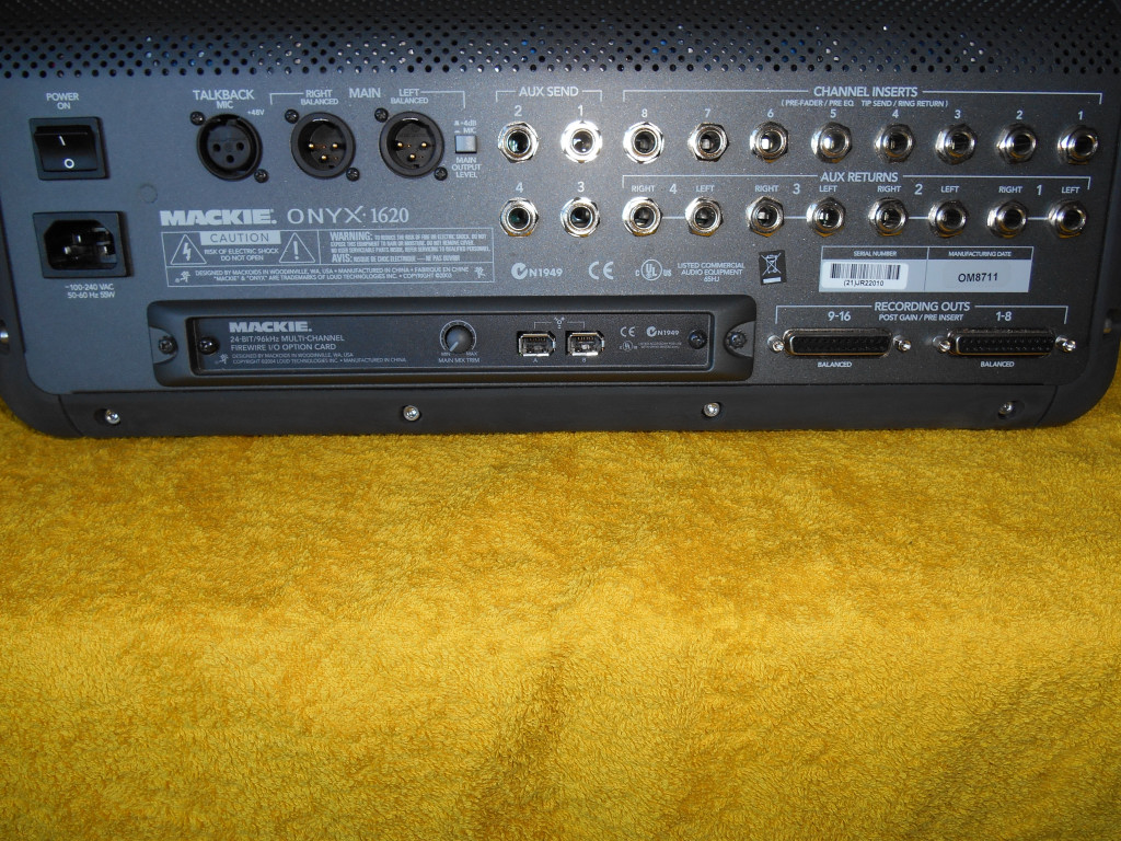 Photo Mackie Onyx 1620 Mackie Onyx 1620 (82108) (916840) Audiofanzine