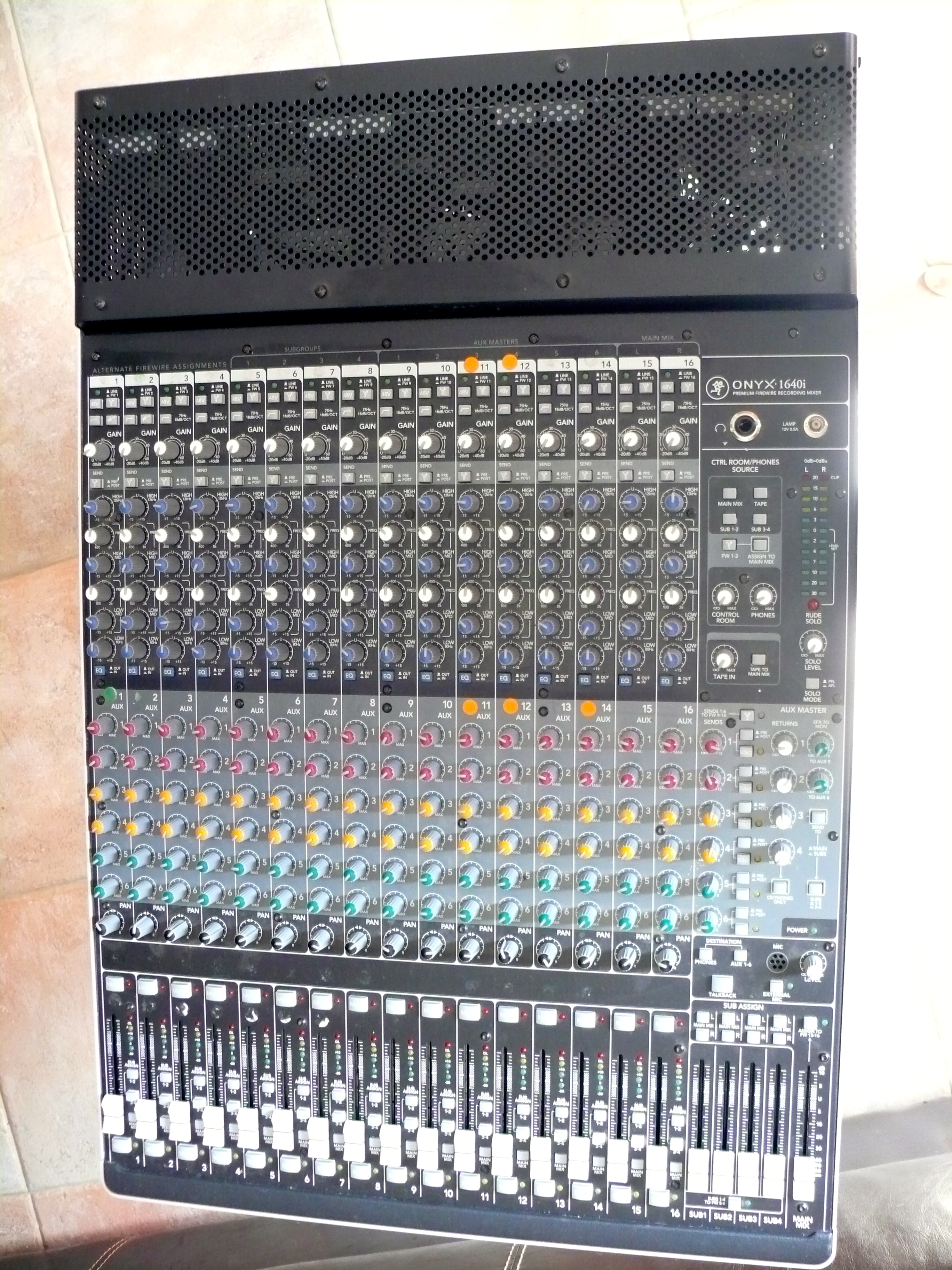ONYX 1640I Mackie Onyx 1640i Audiofanzine