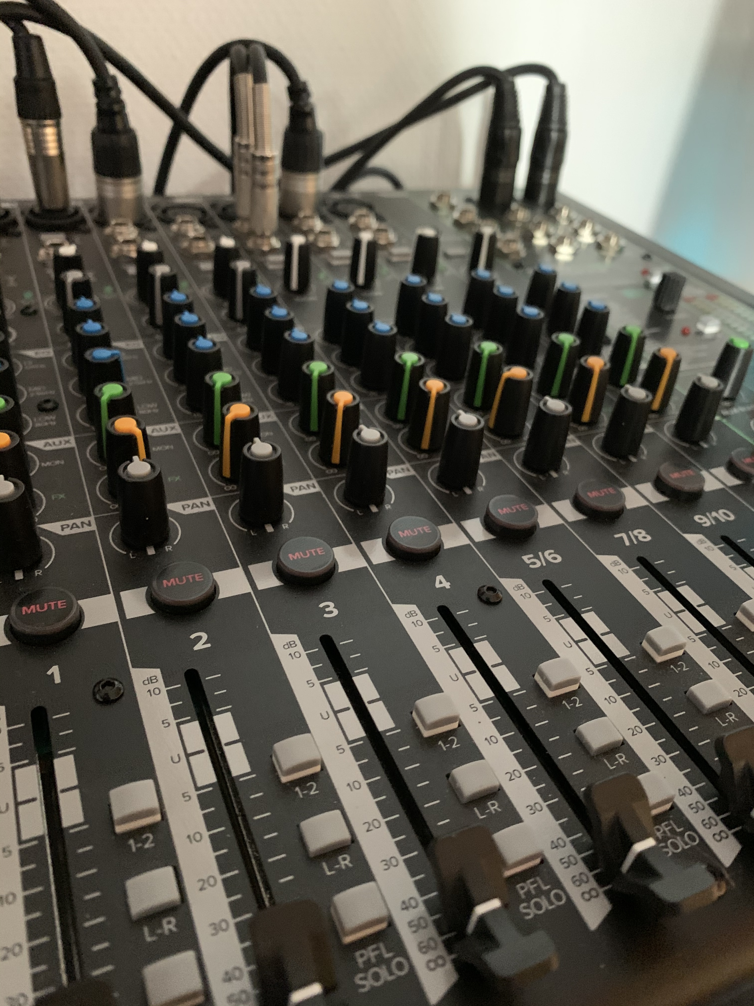 ProFX12v3 - Mackie ProFX12v3 - Audiofanzine