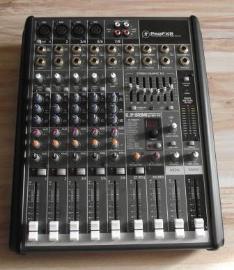 Mackie profx8v3