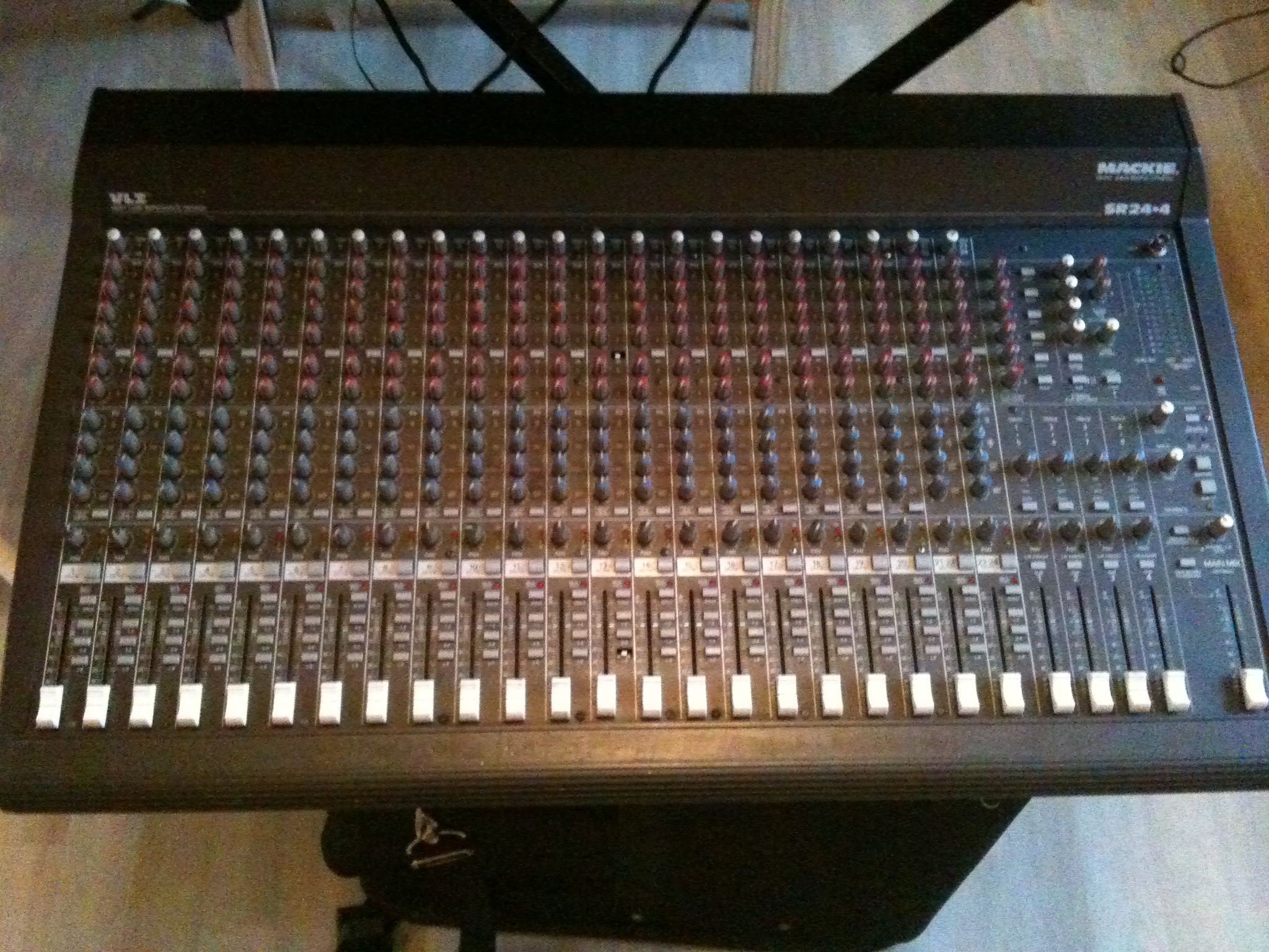 Photo Mackie SR 24.4 VLZ Pro Mackie SR 244 VLZ Pro (377314