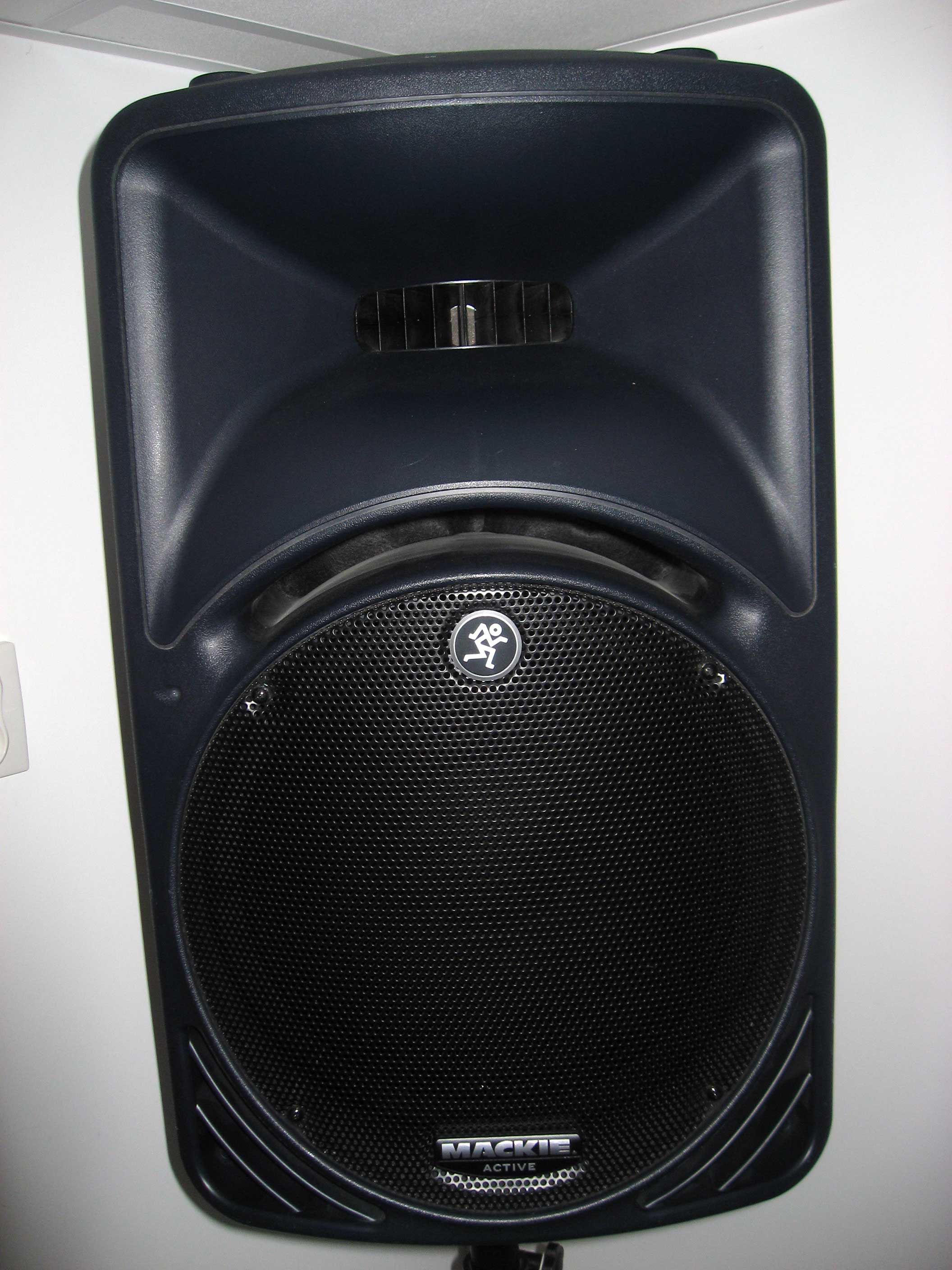 Photo Mackie SRM450v2 Mackie SRM450 V2 (328613) Audiofanzine