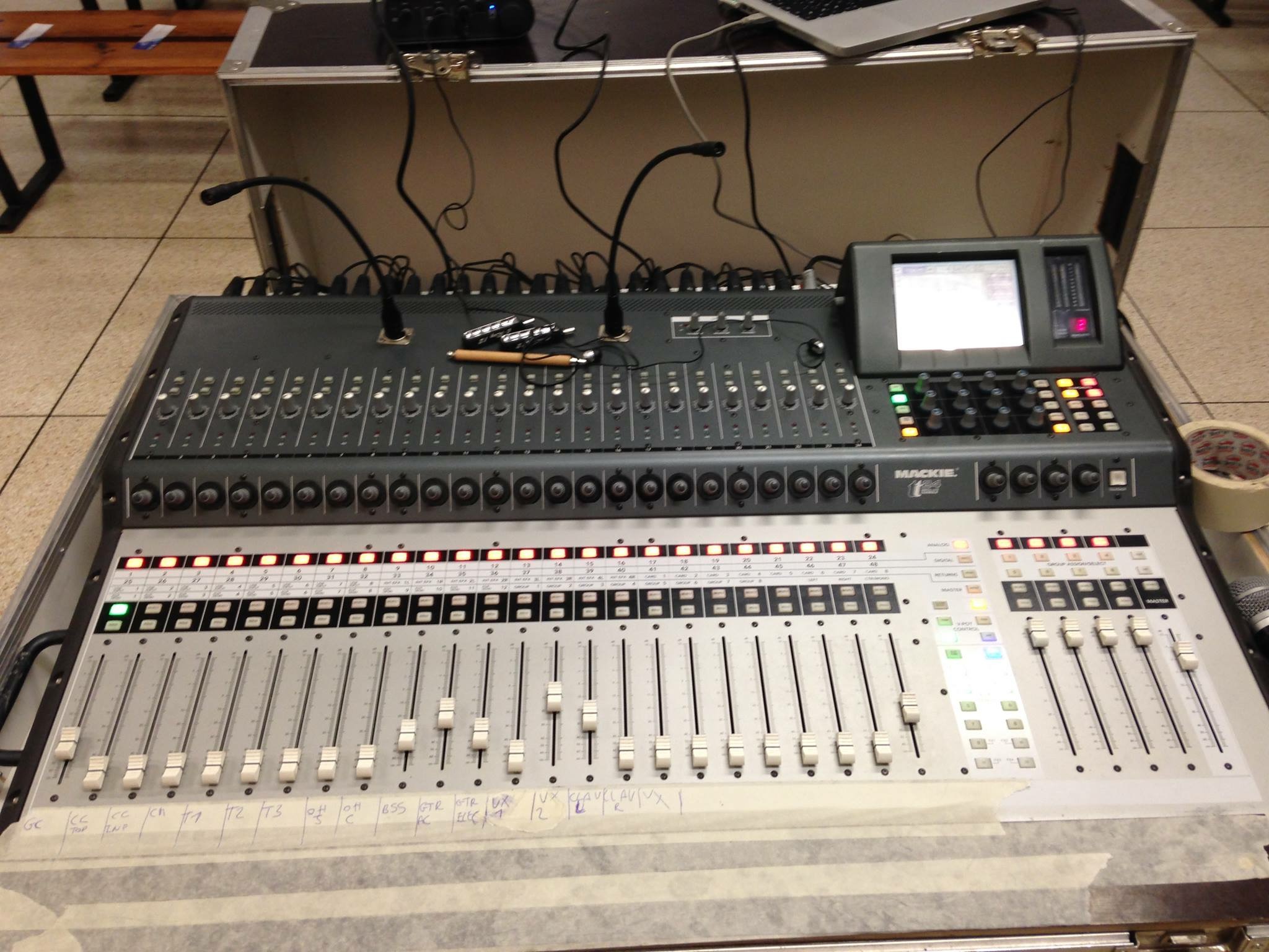 Photo Mackie TT24 Mackie TT24 (85297) (1464009) Audiofanzine