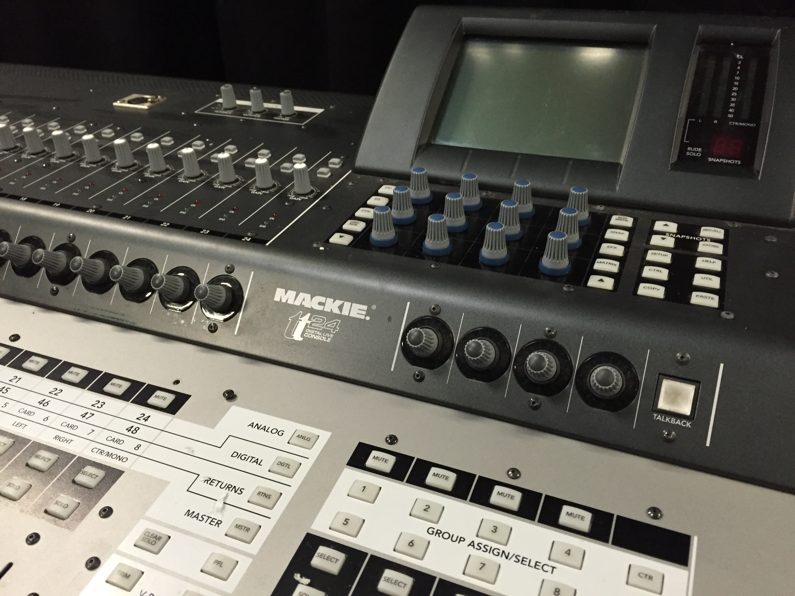 Photo Mackie TT24 Mackie TT24 (17504) (969579) Audiofanzine