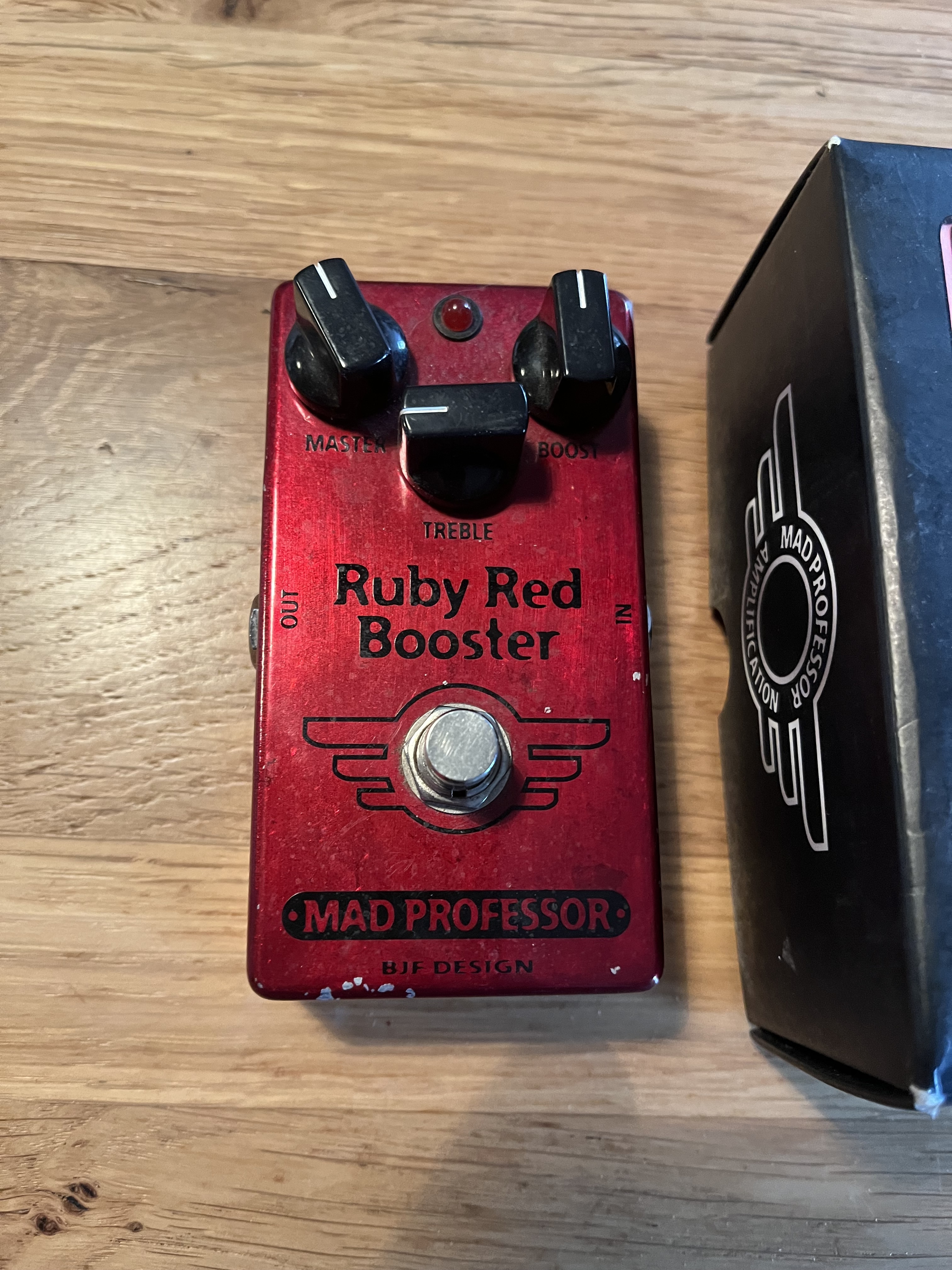 Audiofanzine　de　Pedale　Booster　Red　Ruby　(Alsace)　Mad　Professor