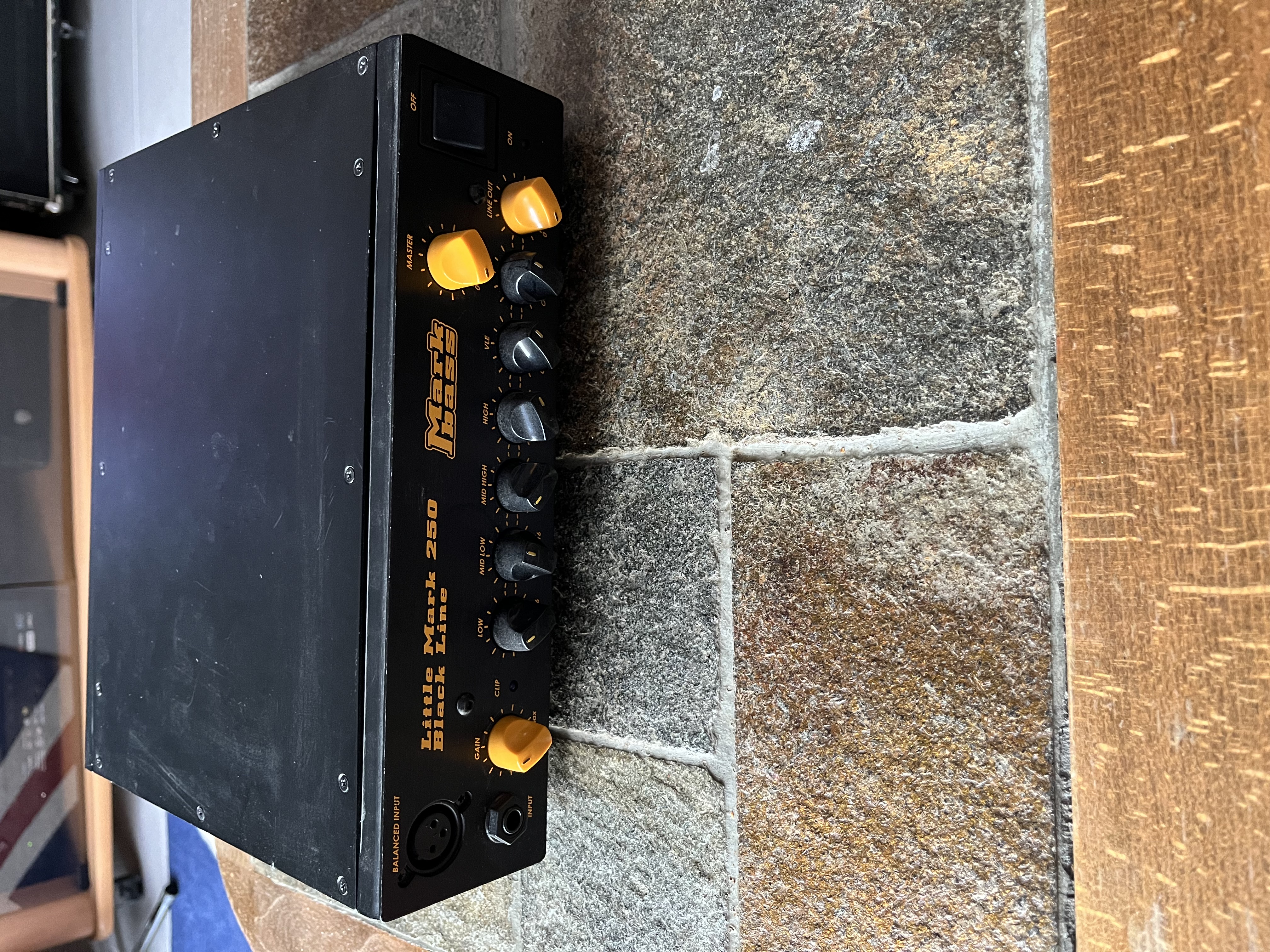 LITTLE MARK 250 Black Line – Markbass