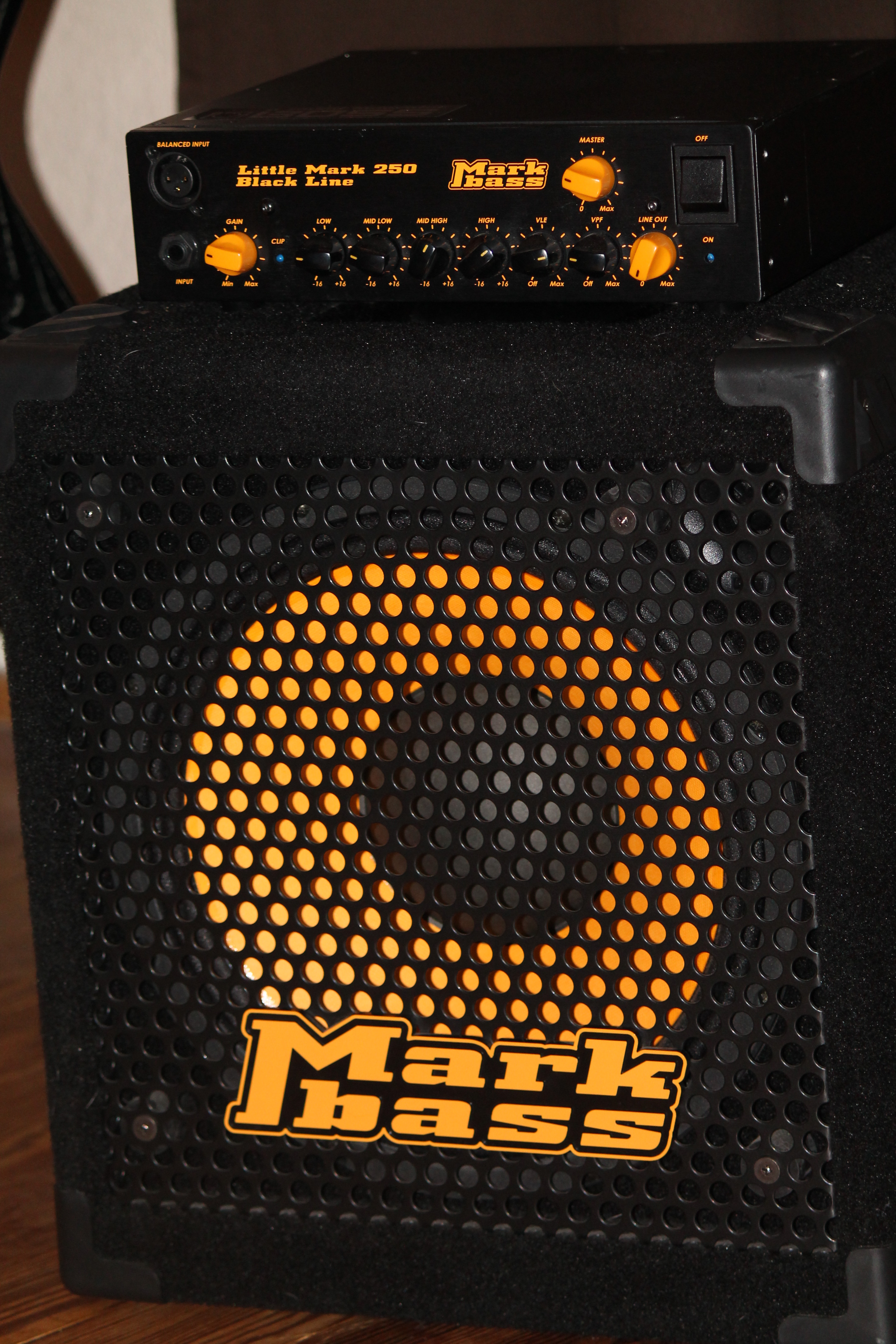 Markbass Little Mark 250 Black Line image (998861) Audiofanzine
