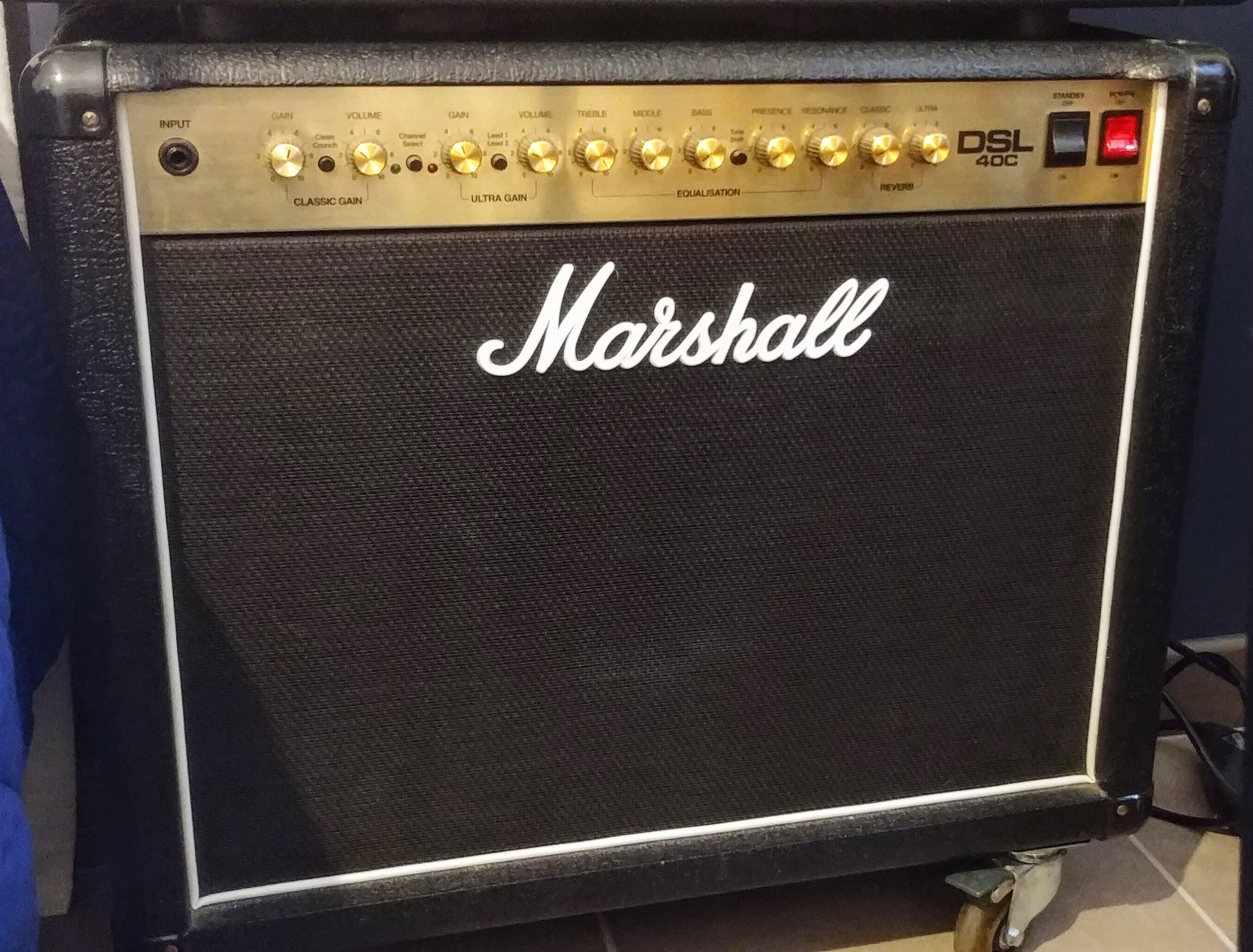 Marshall dsl 40 обзор