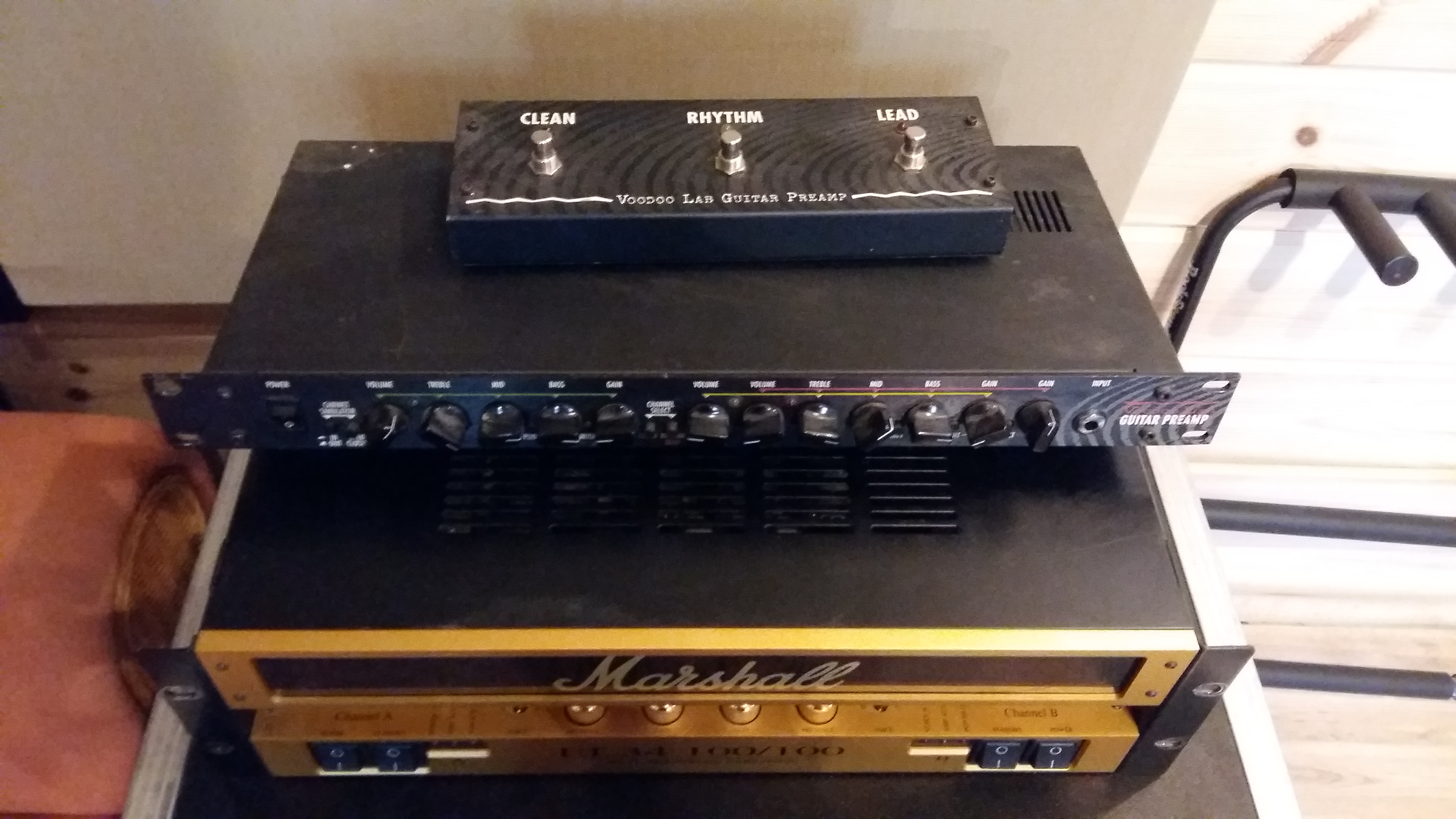 Voodoo Lab Guitar Preamp image (1566846) Audiofanzine