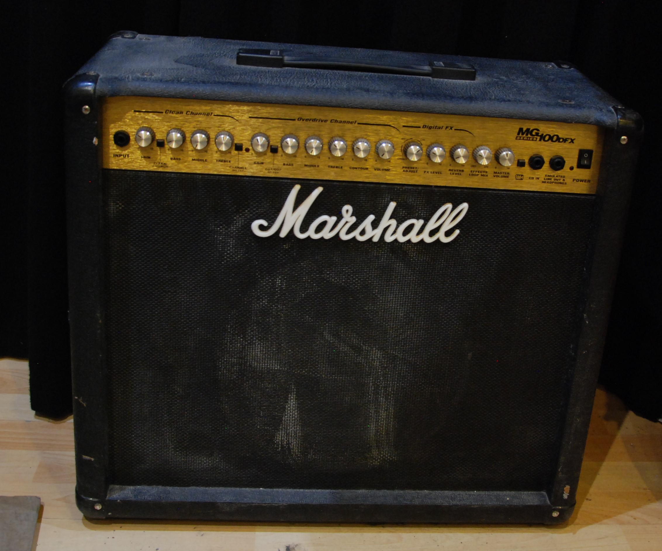 MG100DFX Marshall MG100DFX Audiofanzine