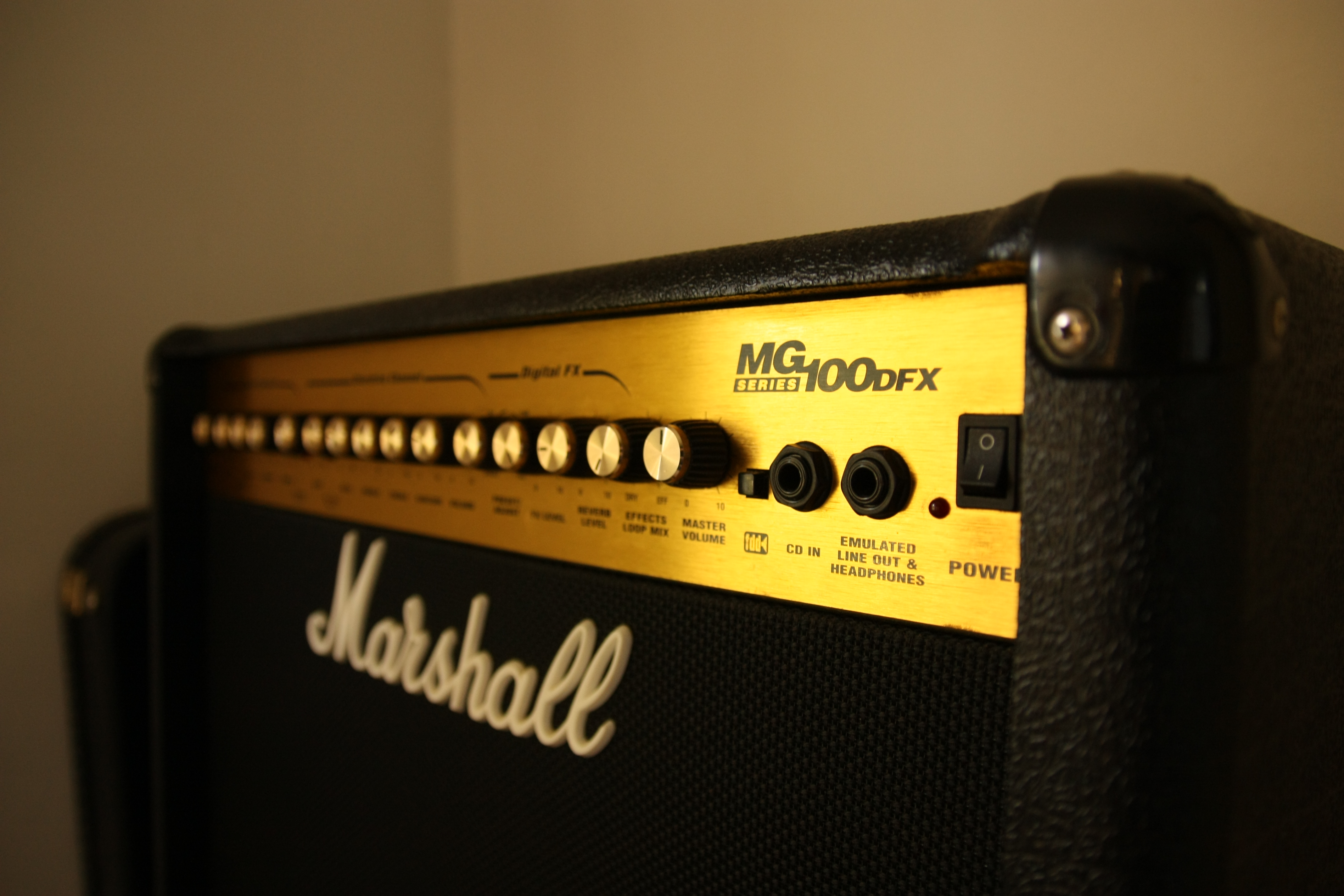 Marshall MG100DFX Image (#486802) - Audiofanzine