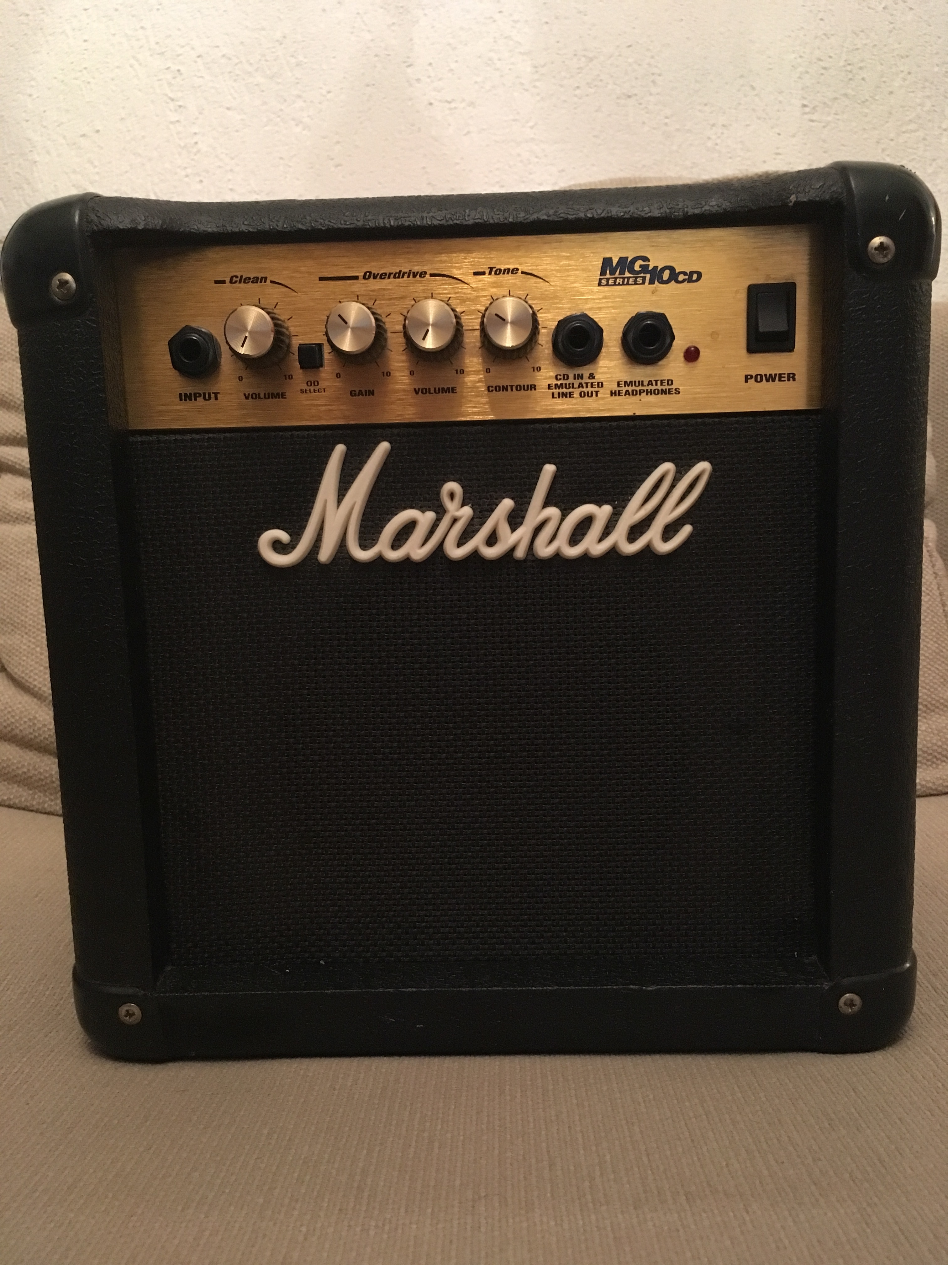Marshall MG10CD Audiofanzine