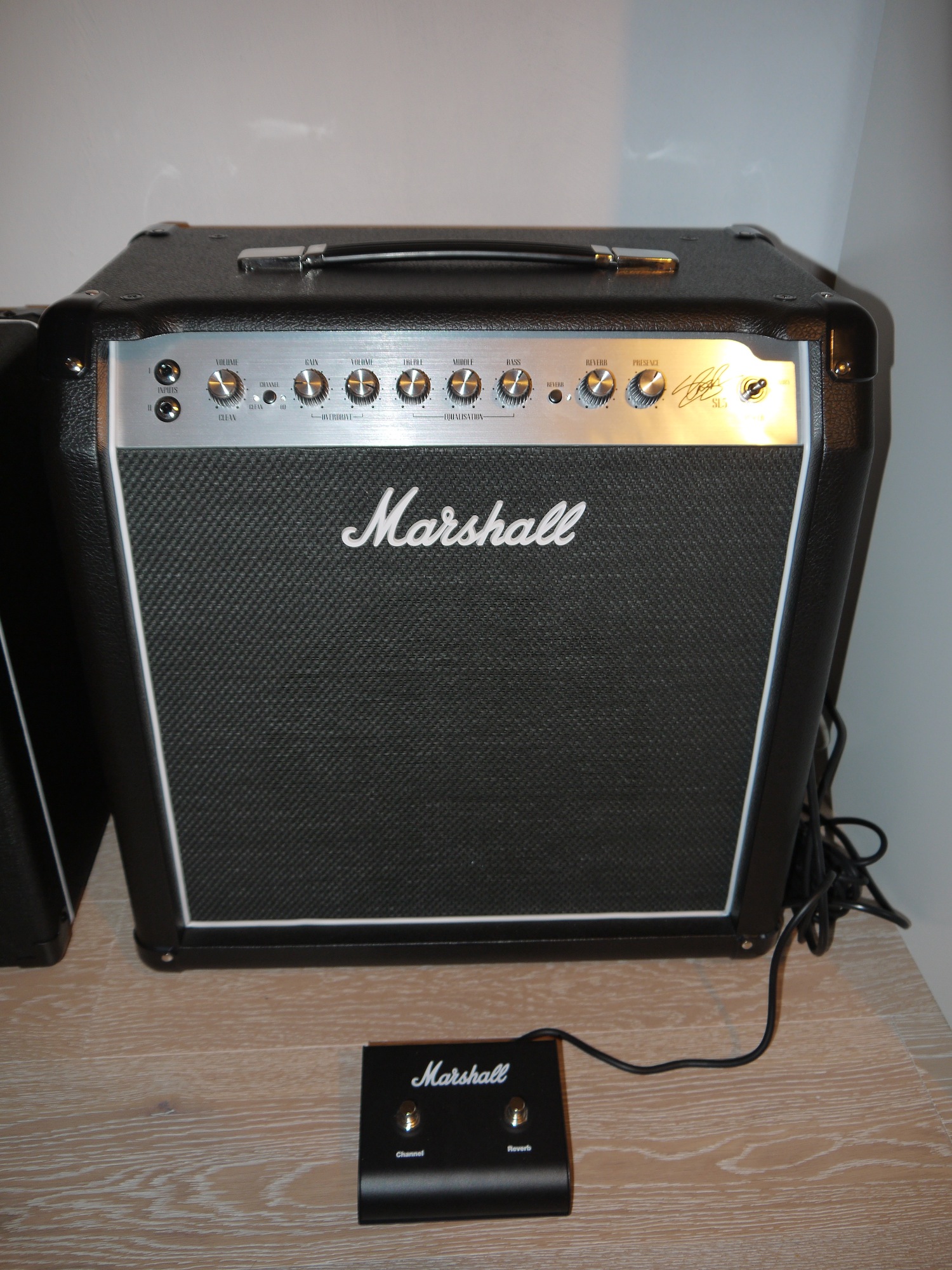 Marshall SL5 Slash Signature image (#1013973) - Audiofanzine
