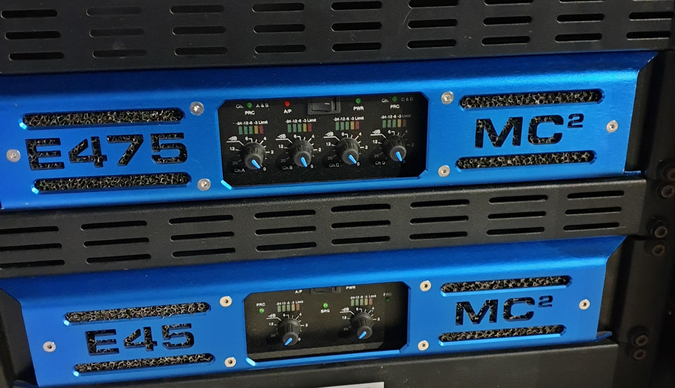 LE1500 Martin Audio LE1500 Audiofanzine