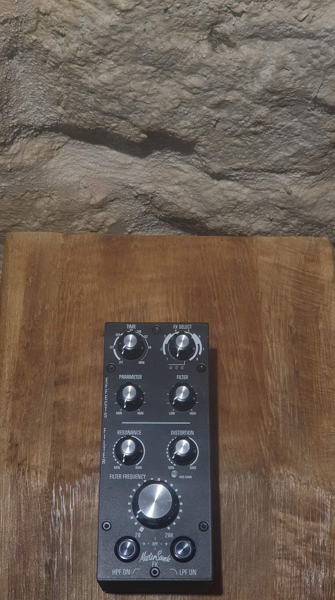 Radius 4 MasterSounds Radius 4 Audiofanzine