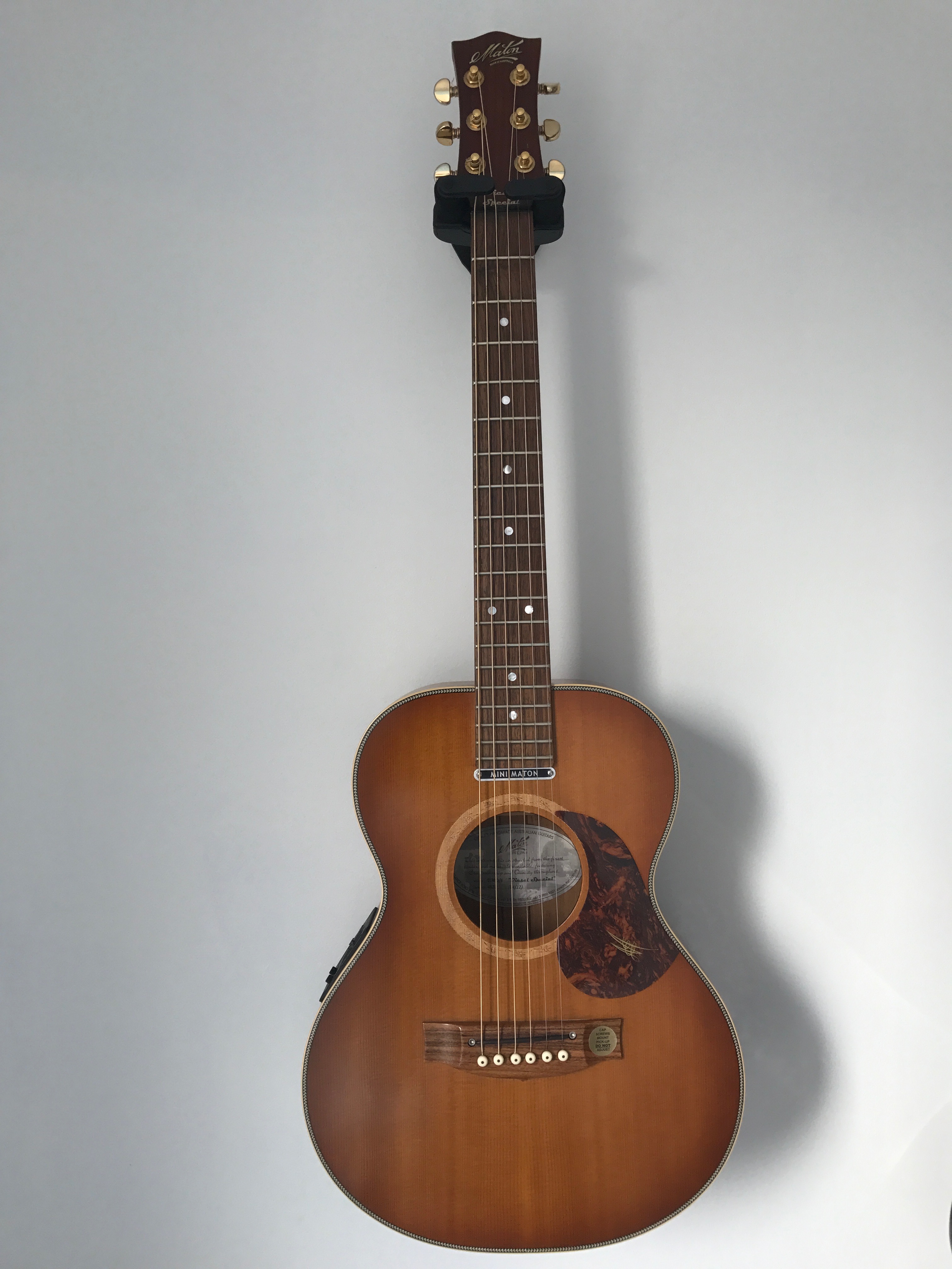 Maton Mini Maton Diesel Special EMD/6 image (1892027) Audiofanzine