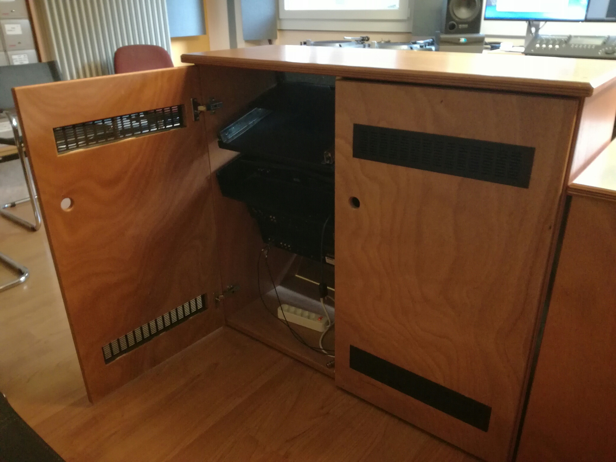 HORUS NETWORKED ADDA MIC PREAMP AND CONVERTER - Audiofanzine