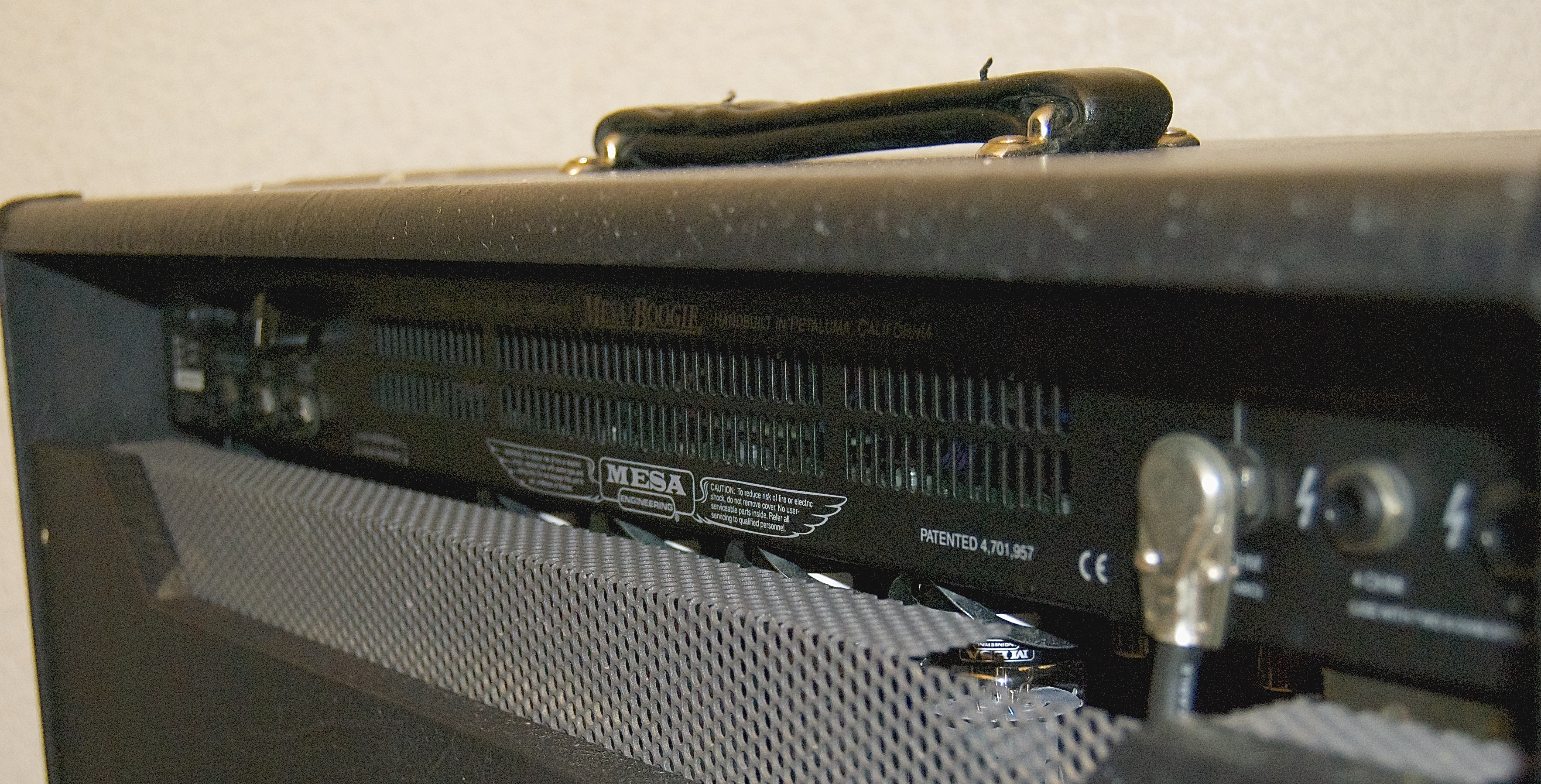 Mesa Boogie F100 2x12 Combo image (877490) Audiofanzine