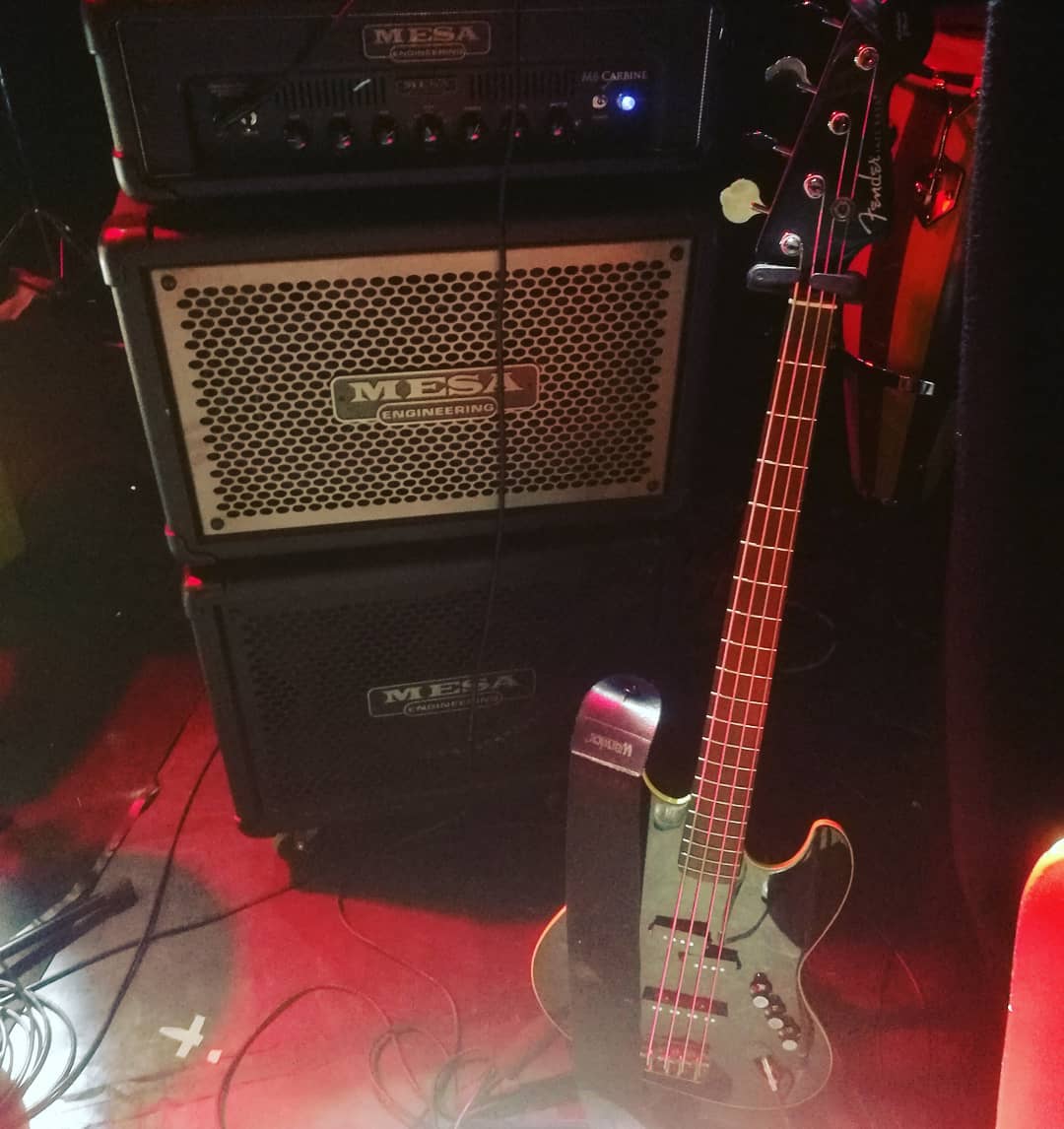 Vends Mesa Boogie M6 CARBINE 600 WATTS BASSE + 2 BAFFLES POWERHOUSE 600