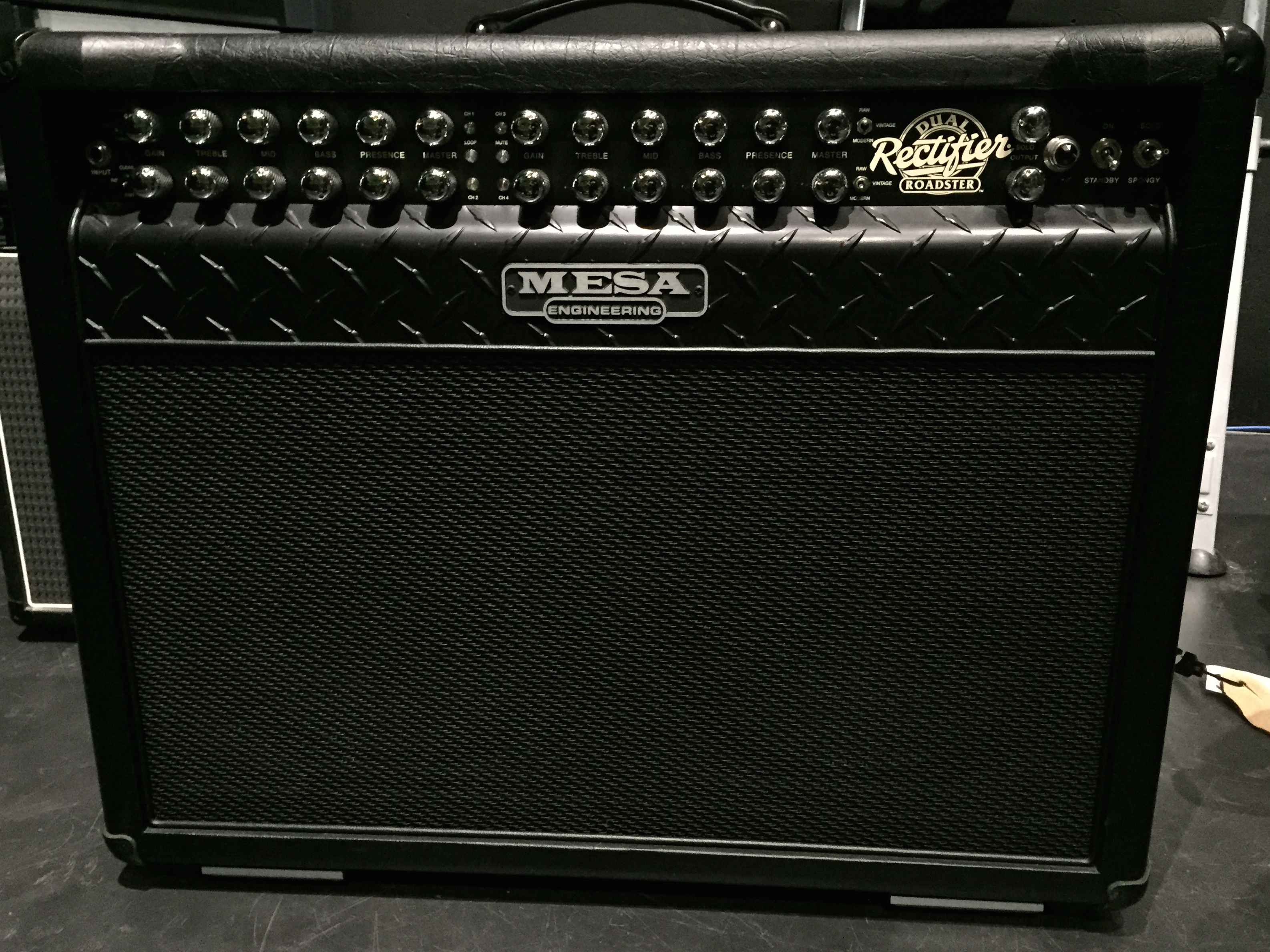 Mesa Boogie Roadster 2x12 Combo image (1094355) Audiofanzine