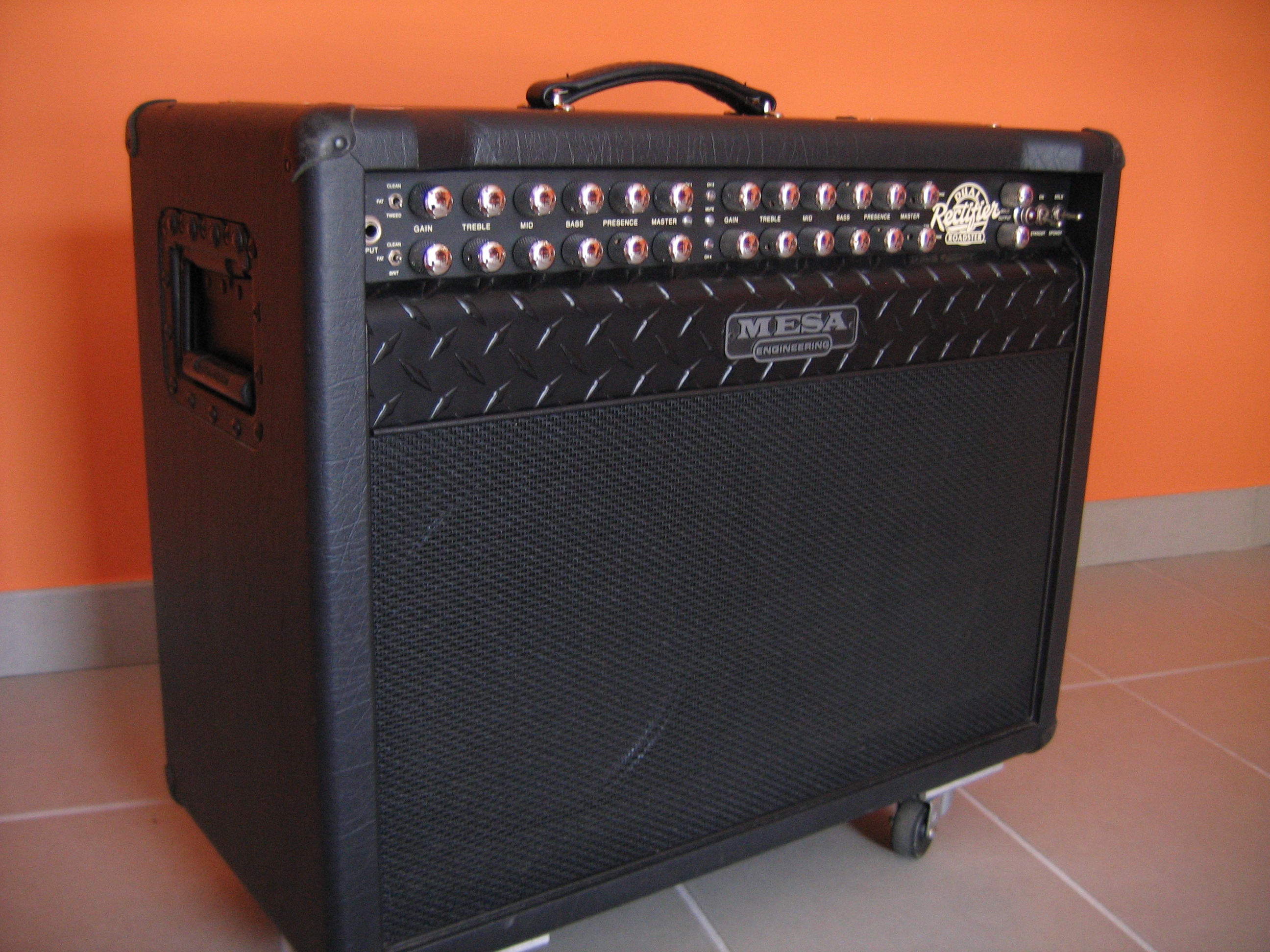 Mesa Boogie Roadster 2x12 Combo Image (#425397) - Audiofanzine