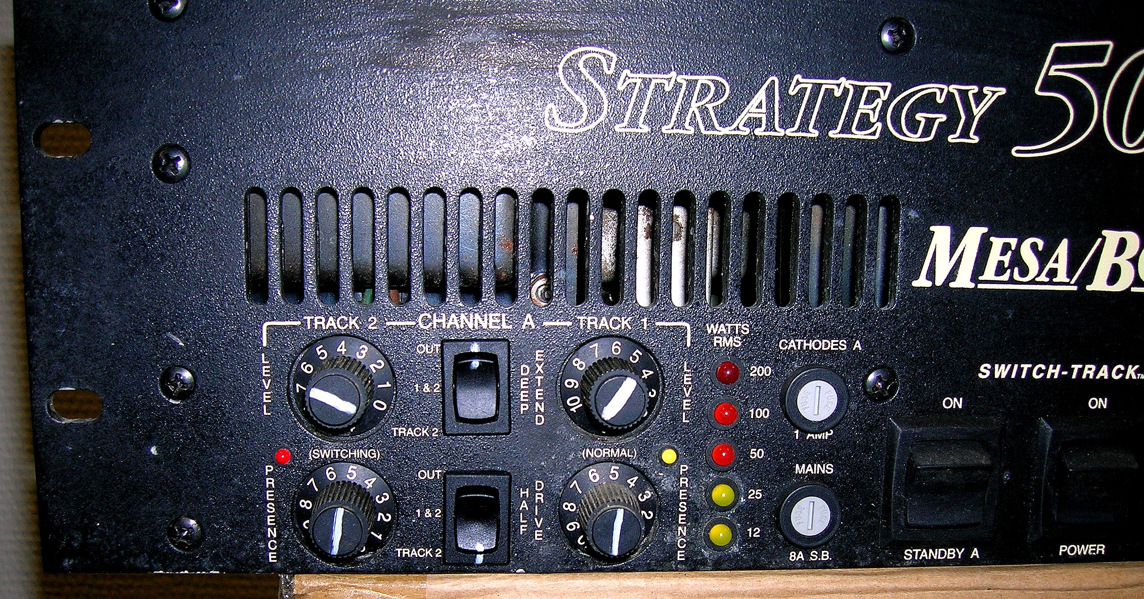 Strategy 500 Stereo Mesa Boogie Strategy 500 Stereo Audiofanzine