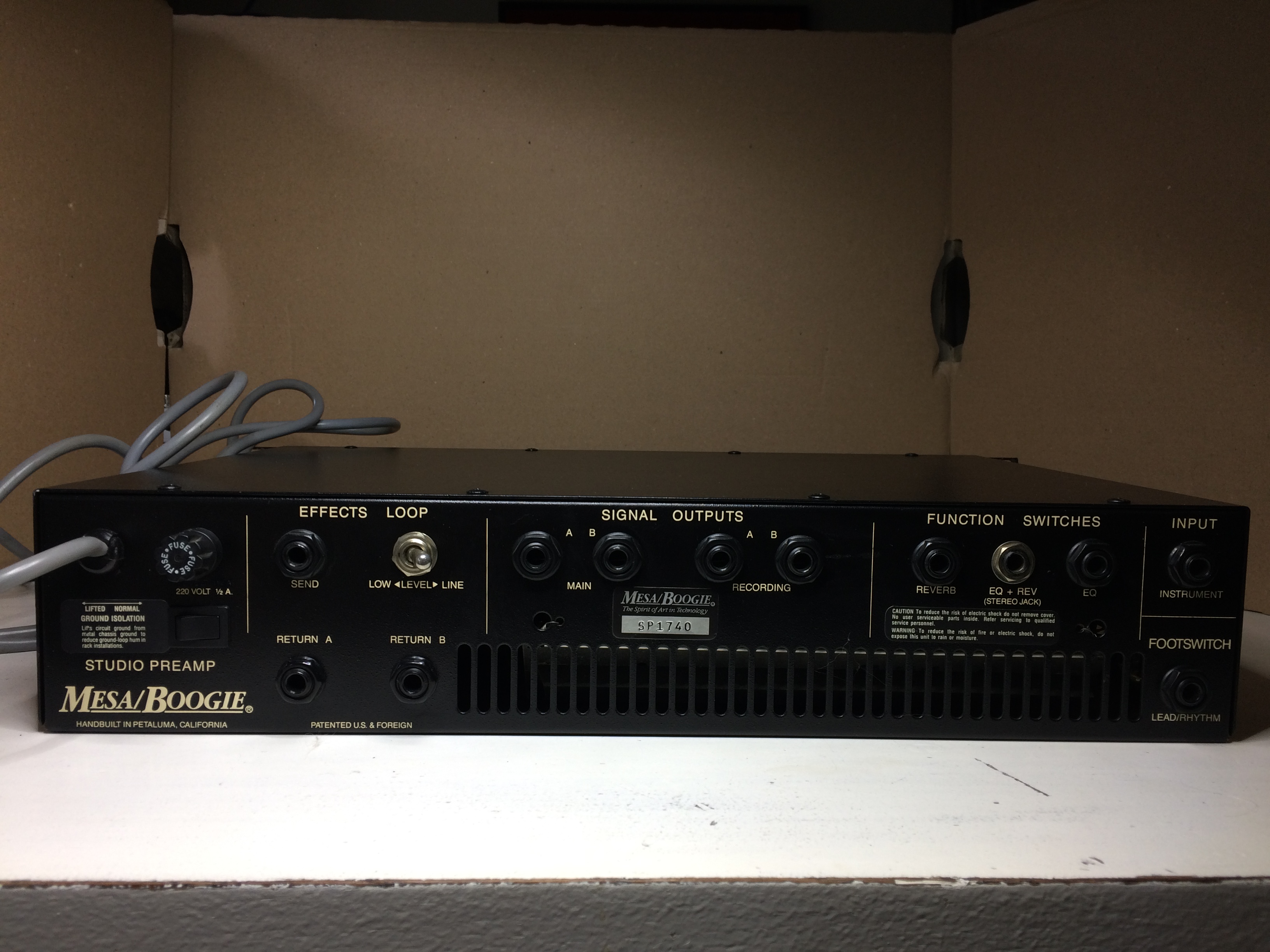 Studio Preamp Mesa Boogie Studio Preamp Audiofanzine