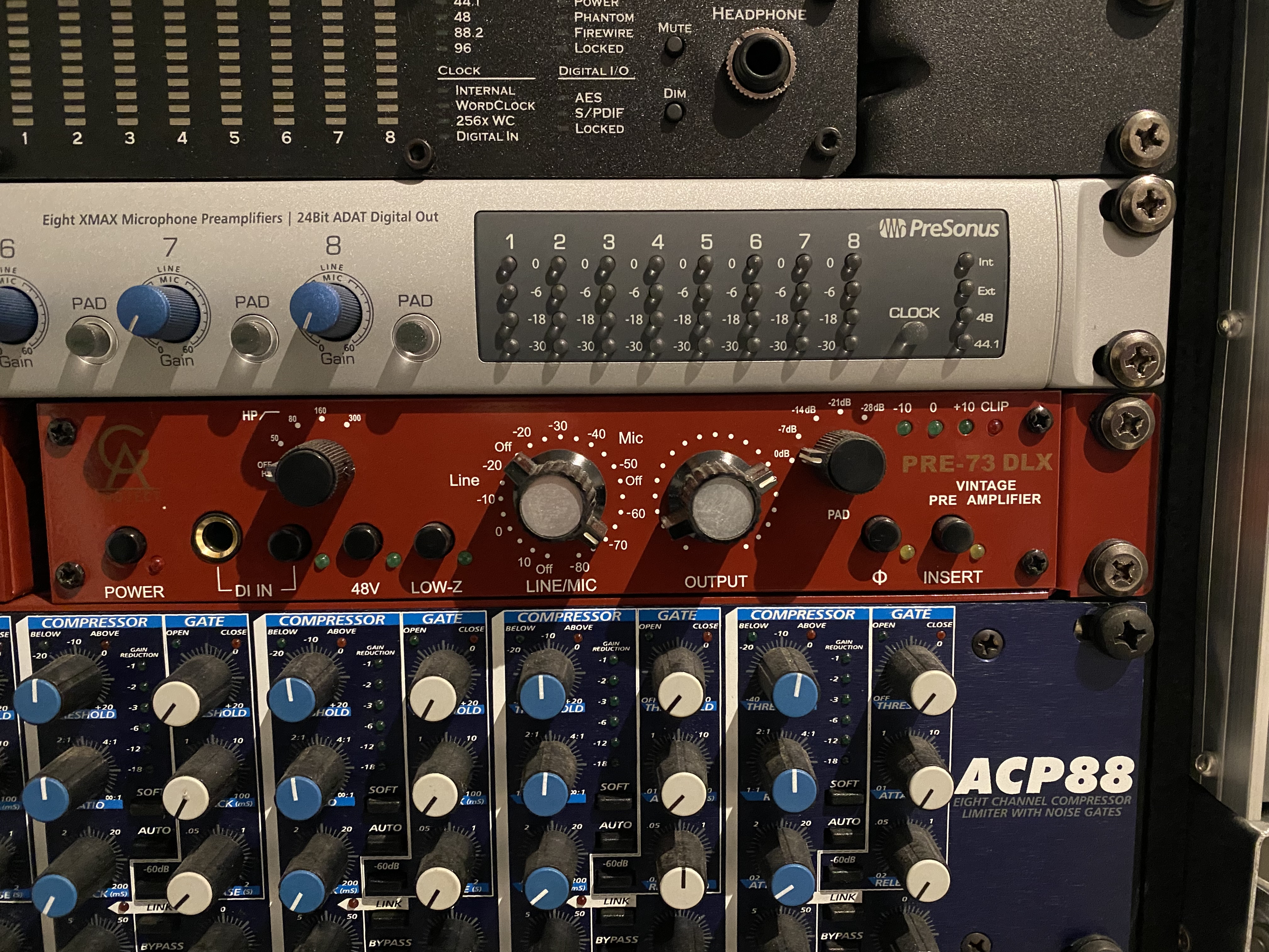 Mobile I/O 2882 2D Expanded Metric Halo - Audiofanzine