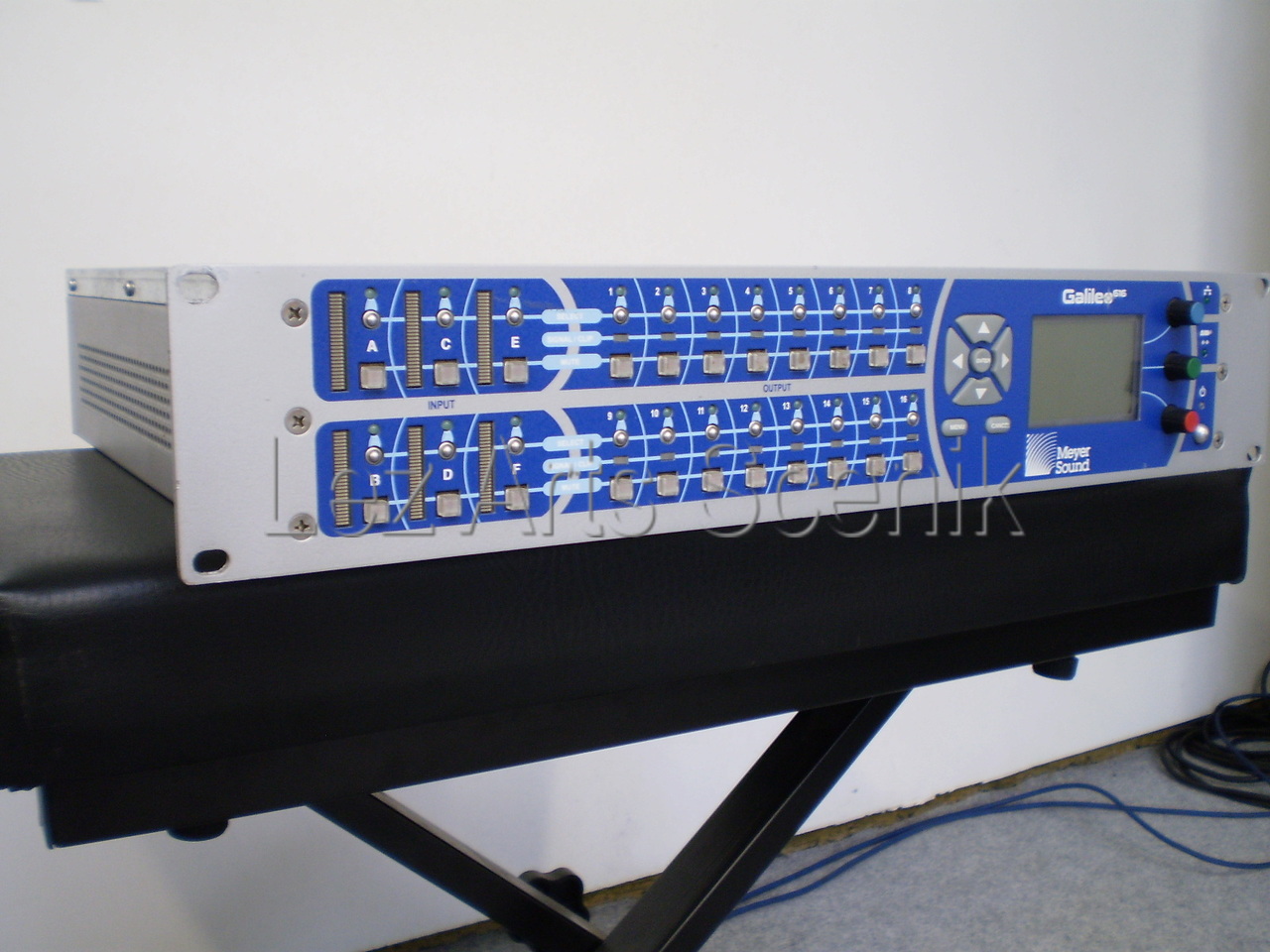 GALILEO 616 Meyer Sound Galileo 616 Audiofanzine