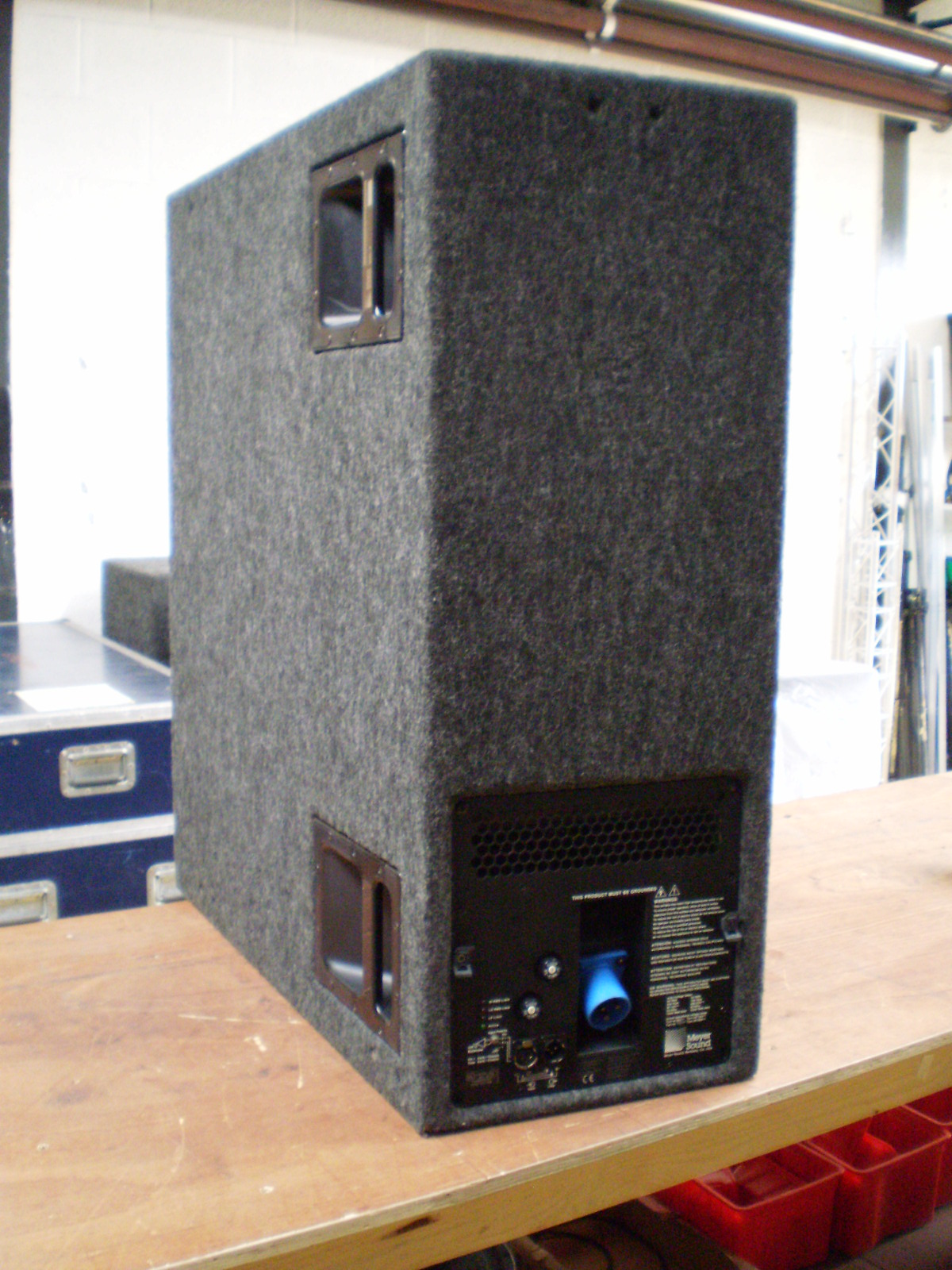 Photo Meyer Sound MSL4 Meyer Sound MSL4 (1179241) Audiofanzine