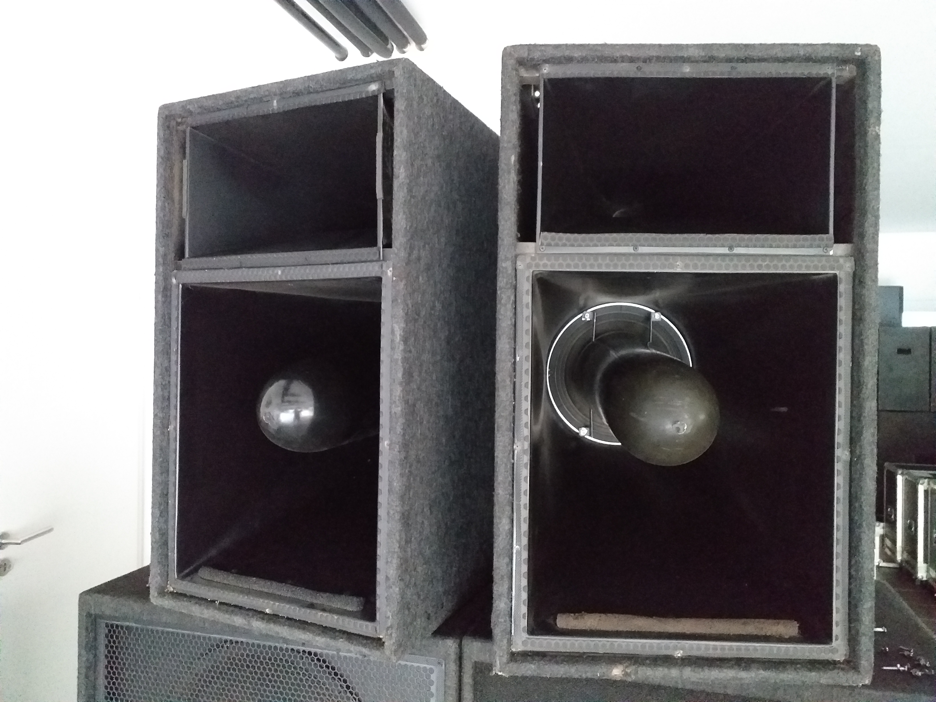 MSL4 Meyer Sound MSL4 Audiofanzine