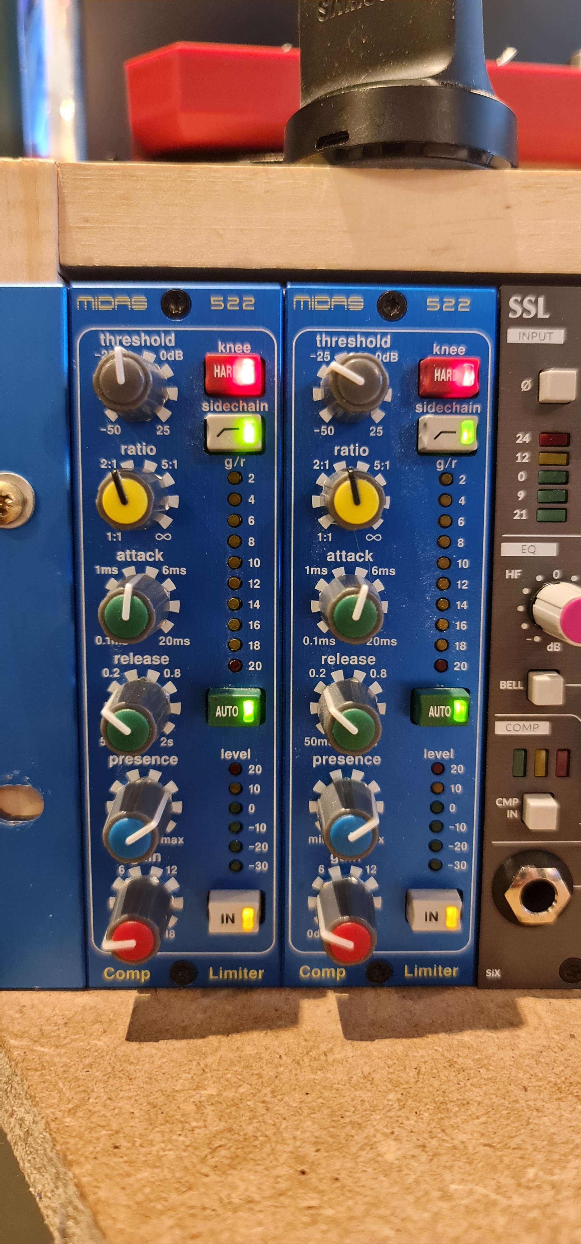 Compressor Limiter 522 - Midas Compressor Limiter 522 - Audiofanzine