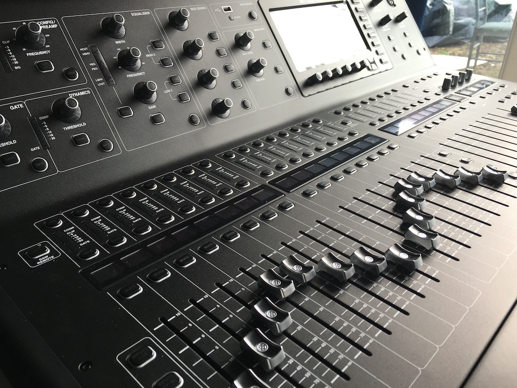 Photo Midas M32 Midas M32 (66423) (1507007) Audiofanzine