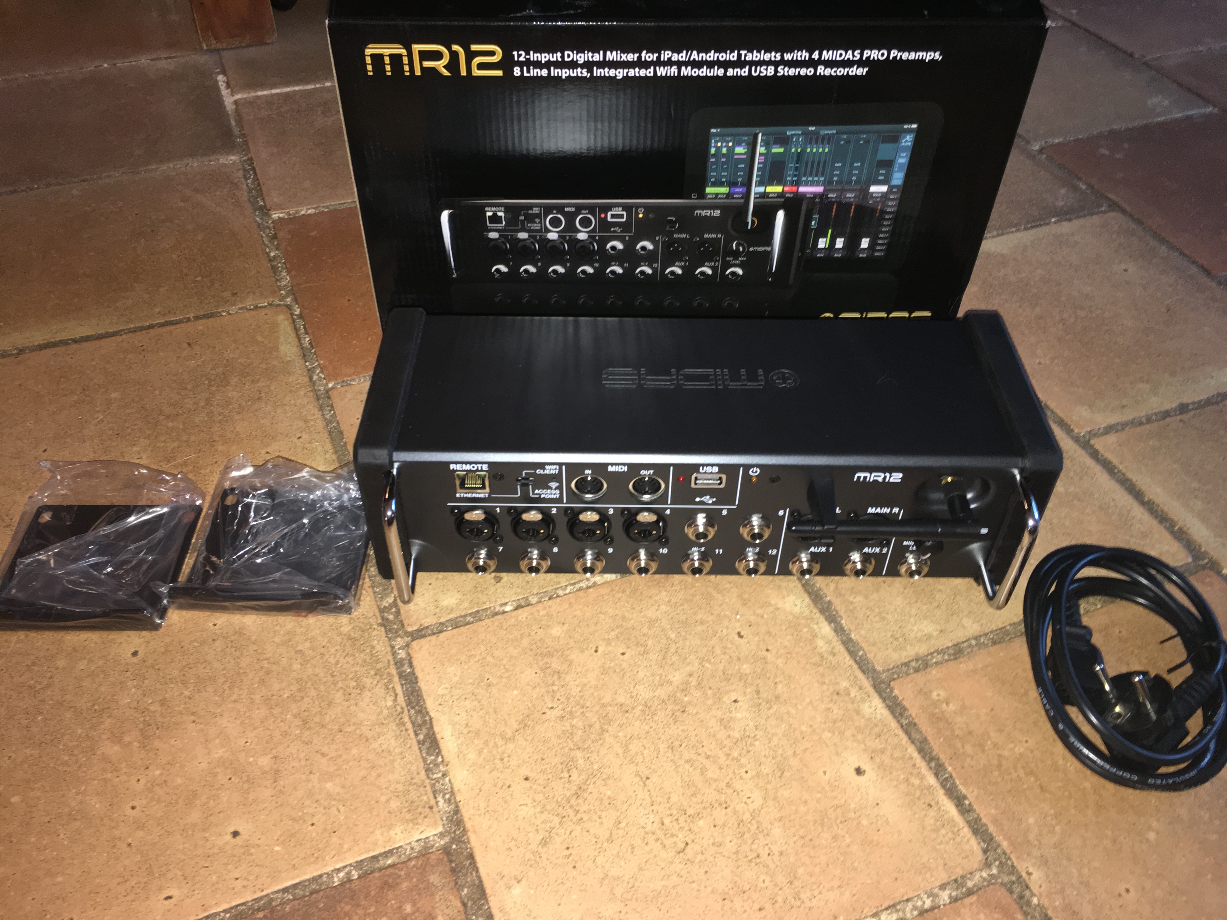 MR12 Midas MR12 Audiofanzine
