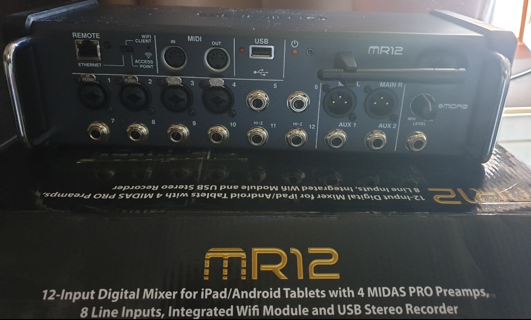 MR12 Midas MR12 Audiofanzine