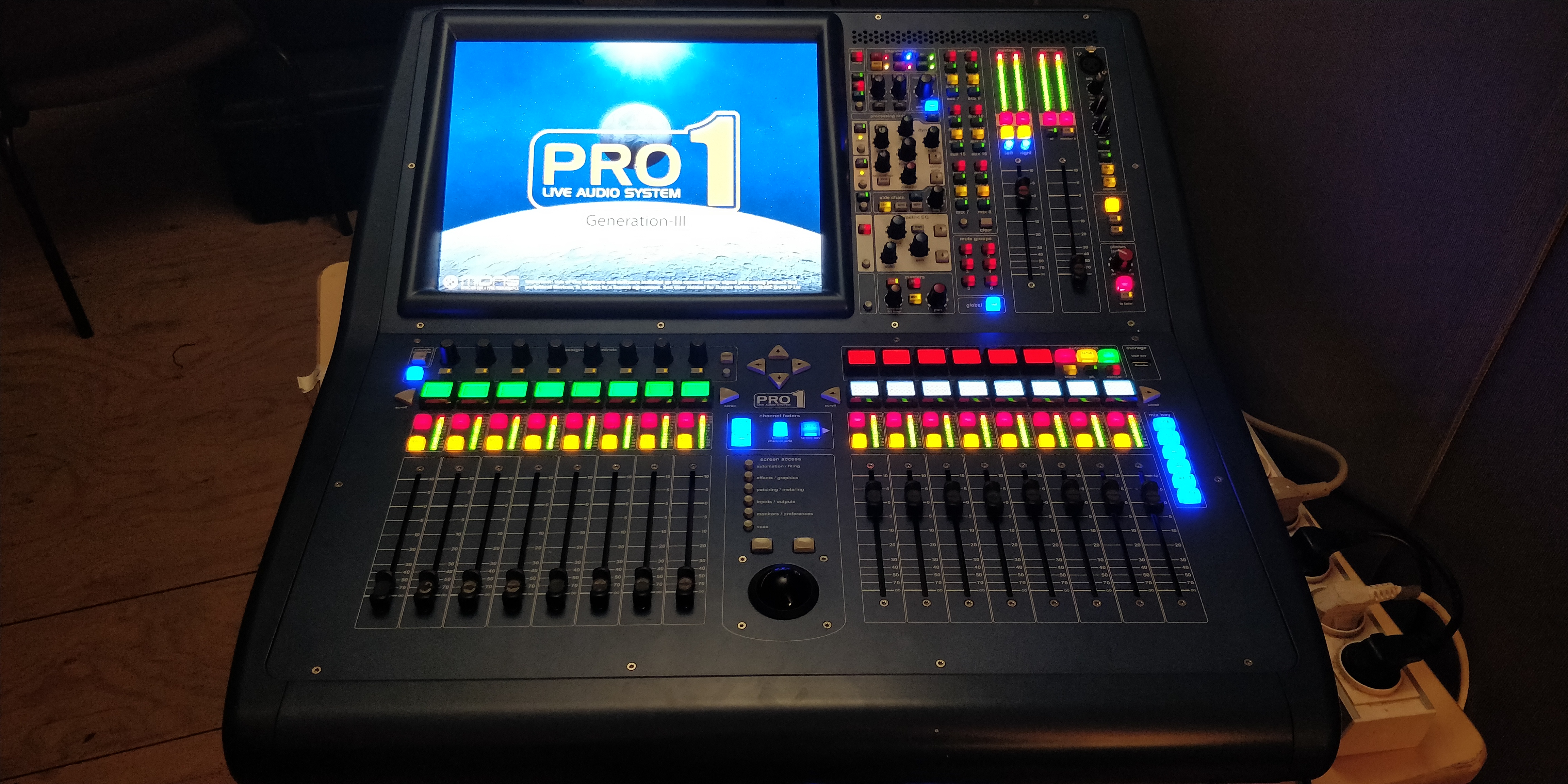 Midas PRO1 Audiofanzine