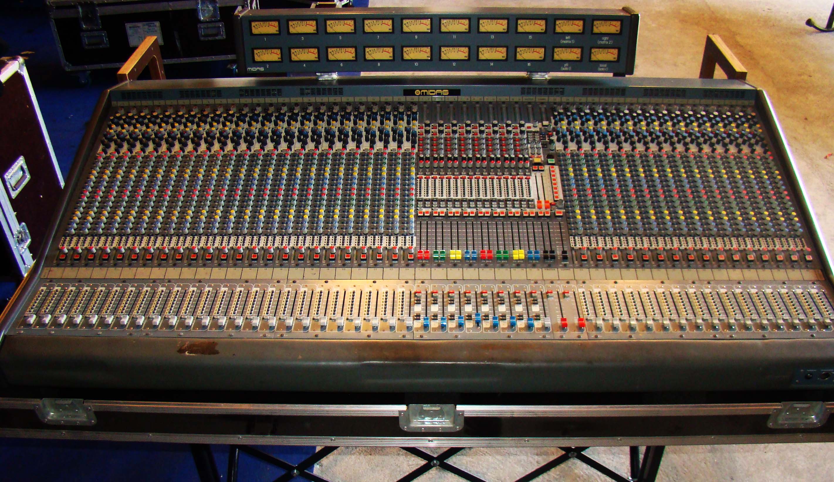 Photo Midas XL3 Midas XL3 (36203) (368008) Audiofanzine