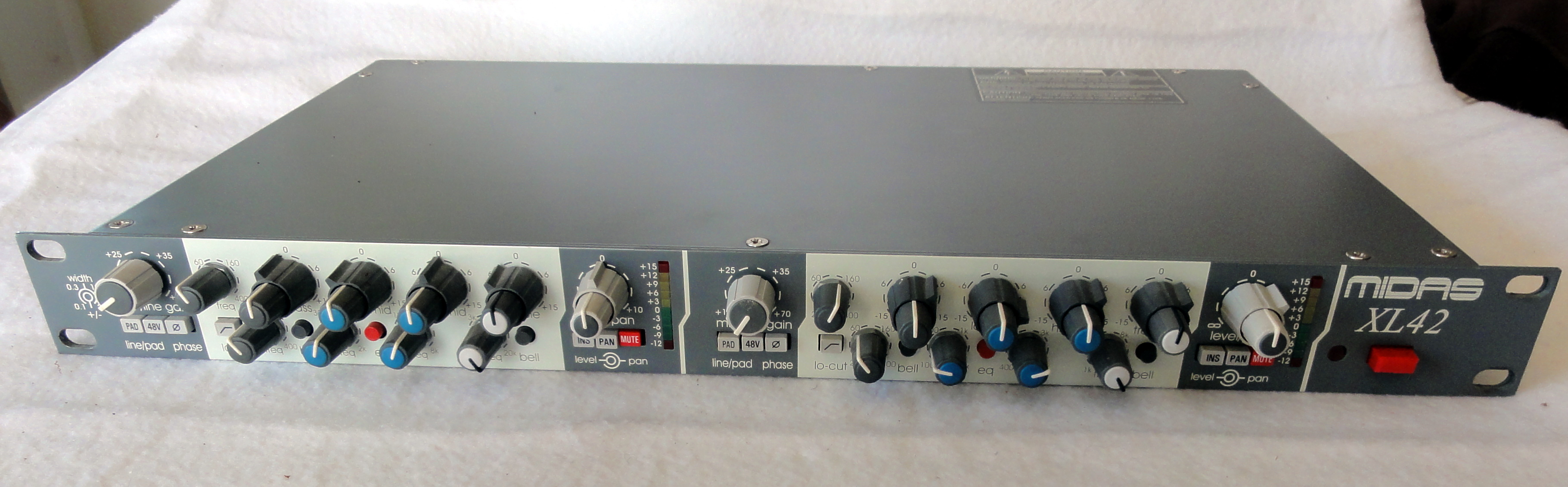 Photo Midas XL42 Midas XL42 (16578) (1275207) Audiofanzine